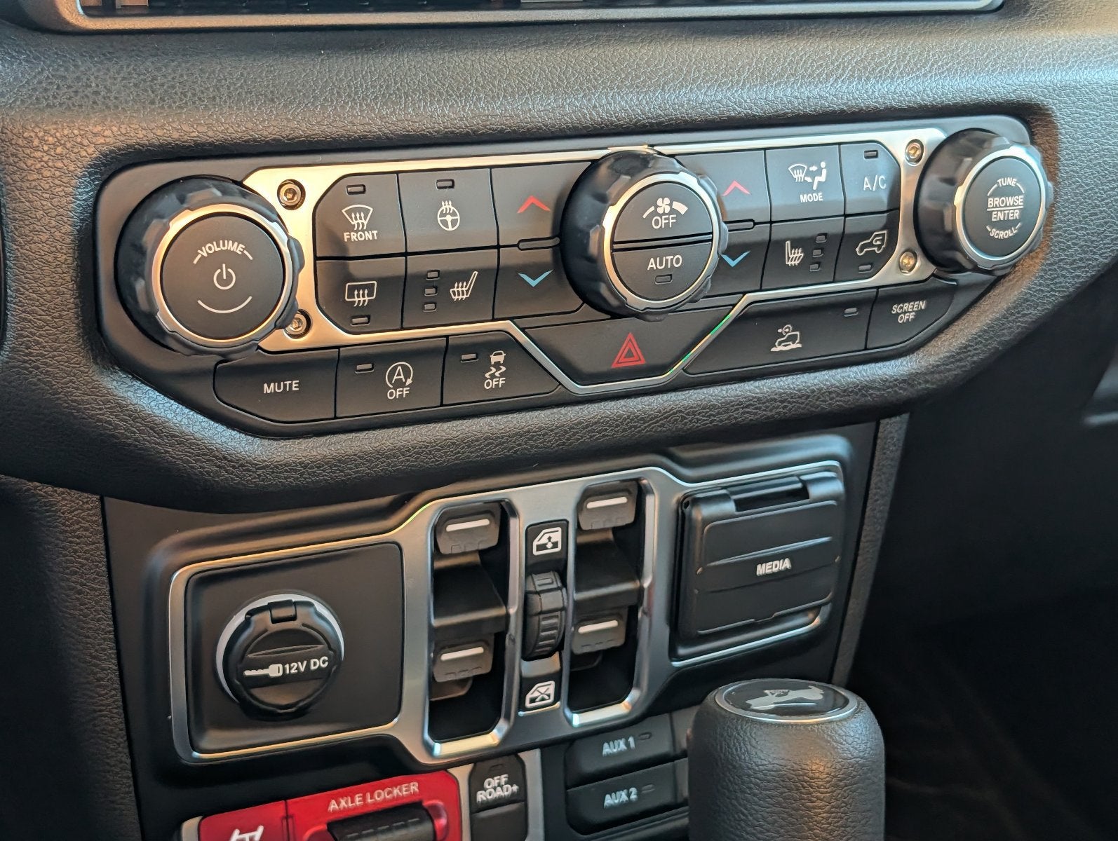 2026 Jeep Wrangler 4-Door Willys '41
