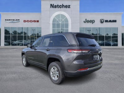 2025 Jeep Grand Cherokee GRAND CHEROKEE LAREDO 4X2