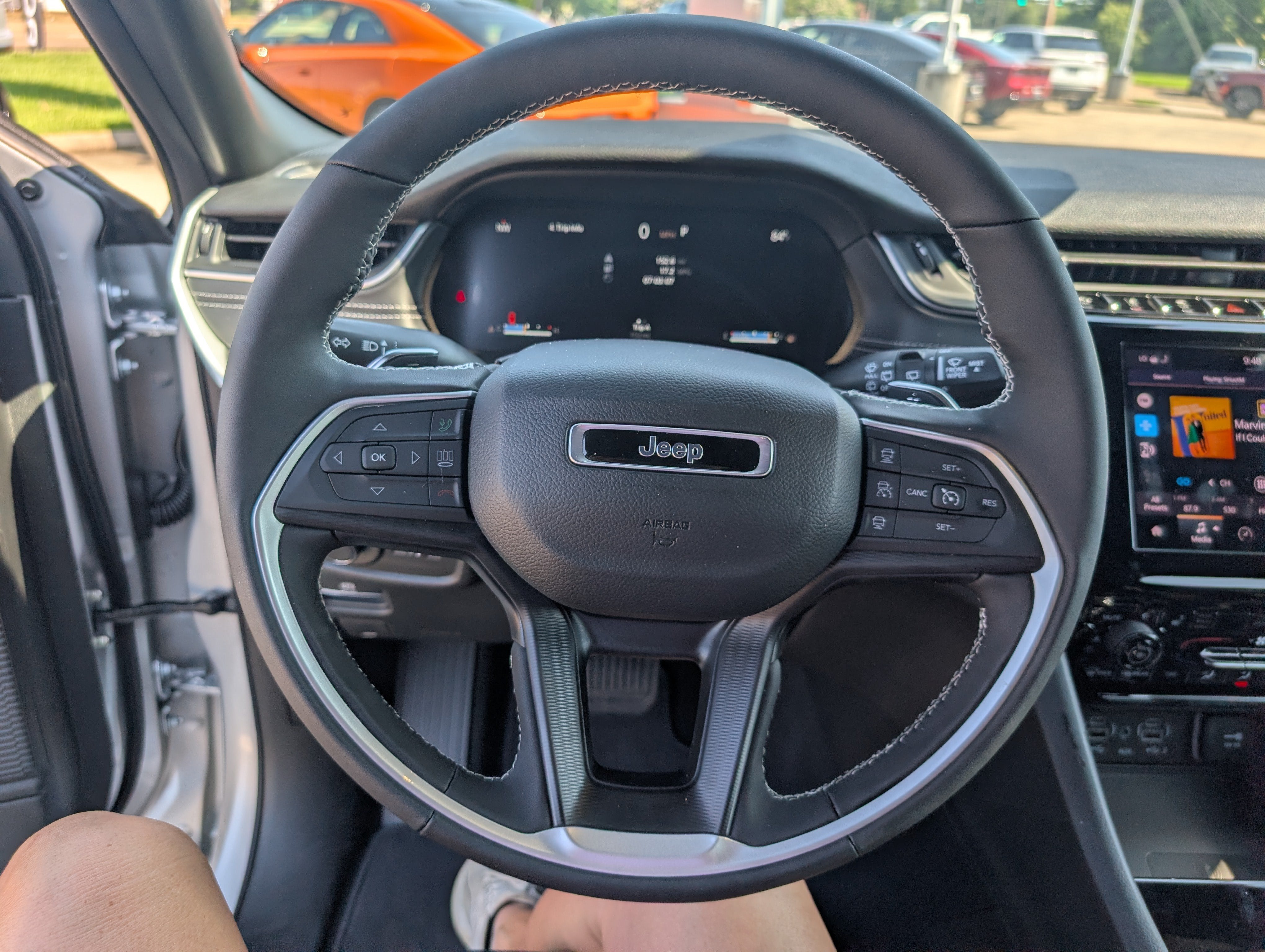 2026 Jeep Grand Cherokee GRAND CHEROKEE LAREDO X 4X2