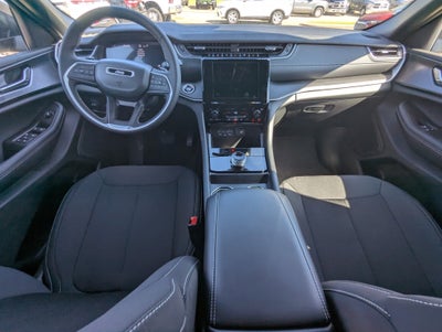 2025 Jeep Grand Cherokee GRAND CHEROKEE LAREDO 4X2