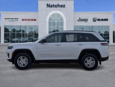 2025 Jeep Grand Cherokee GRAND CHEROKEE LAREDO 4X2
