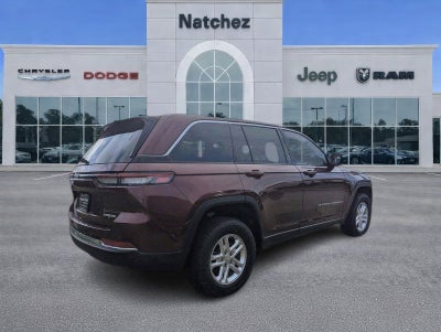 2025 Jeep Grand Cherokee GRAND CHEROKEE LAREDO 4X2