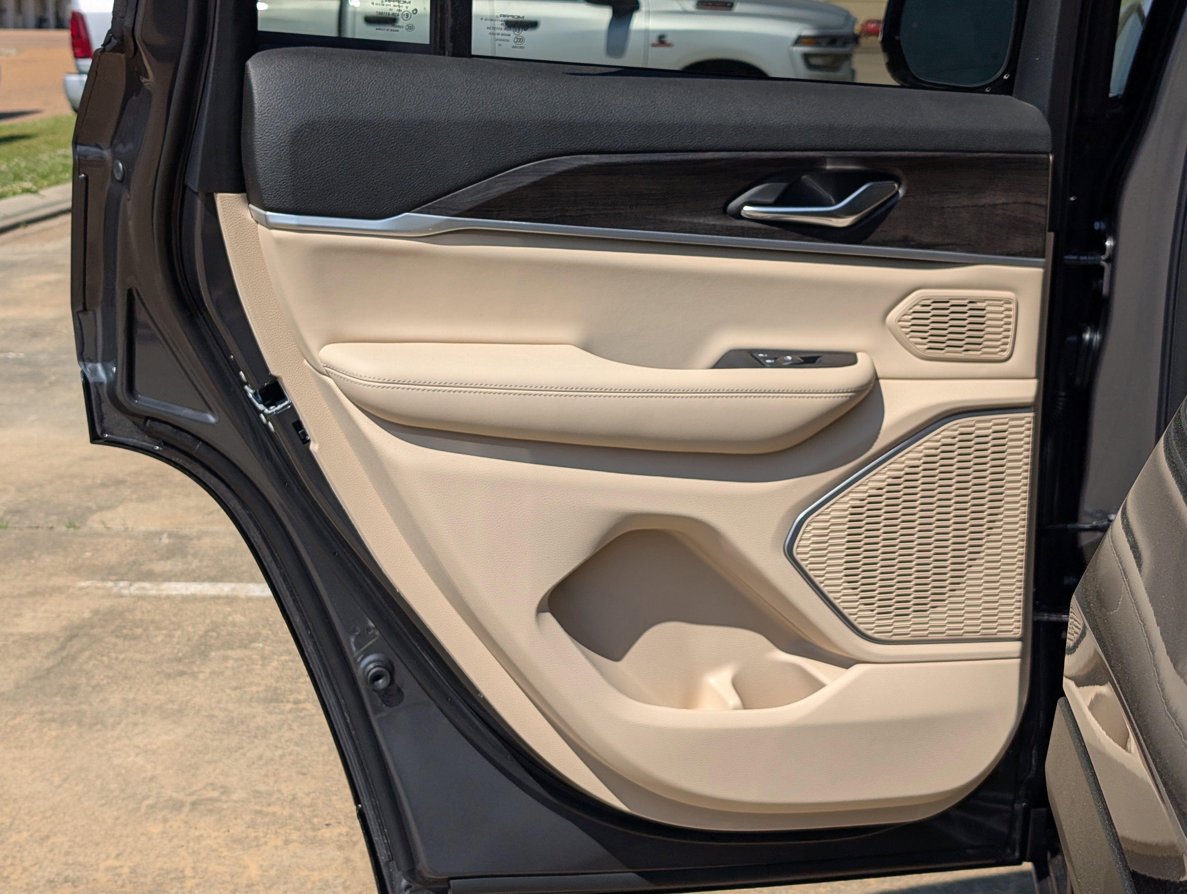 2026 Jeep Grand Cherokee GRAND CHEROKEE LIMITED 4X2