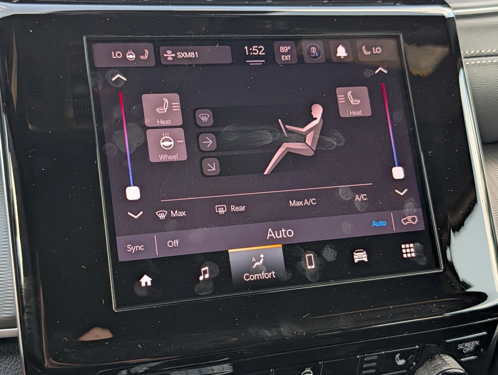 2026 Jeep Grand Cherokee GRAND CHEROKEE LAREDO X 4X4