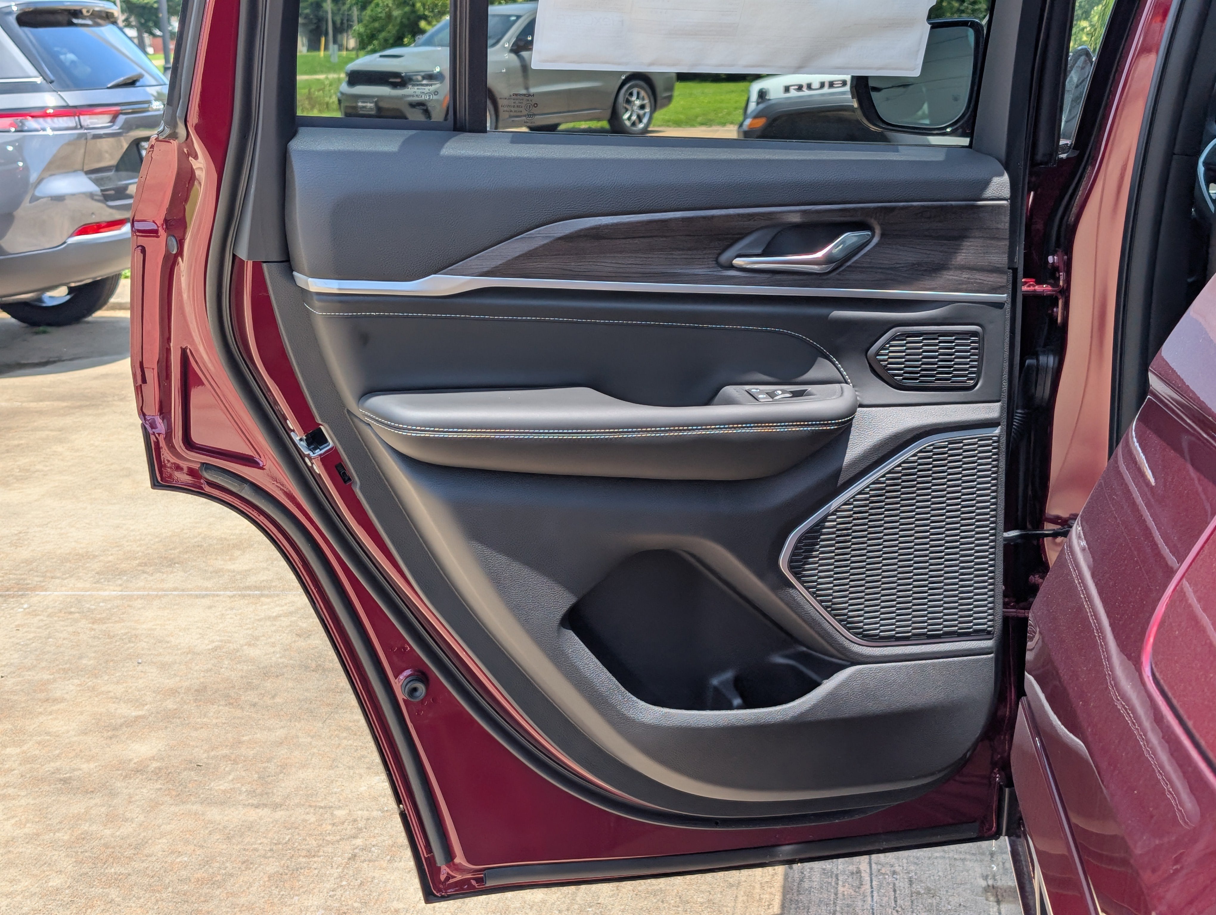 2026 Jeep Grand Cherokee GRAND CHEROKEE LIMITED RESERVE 4X4