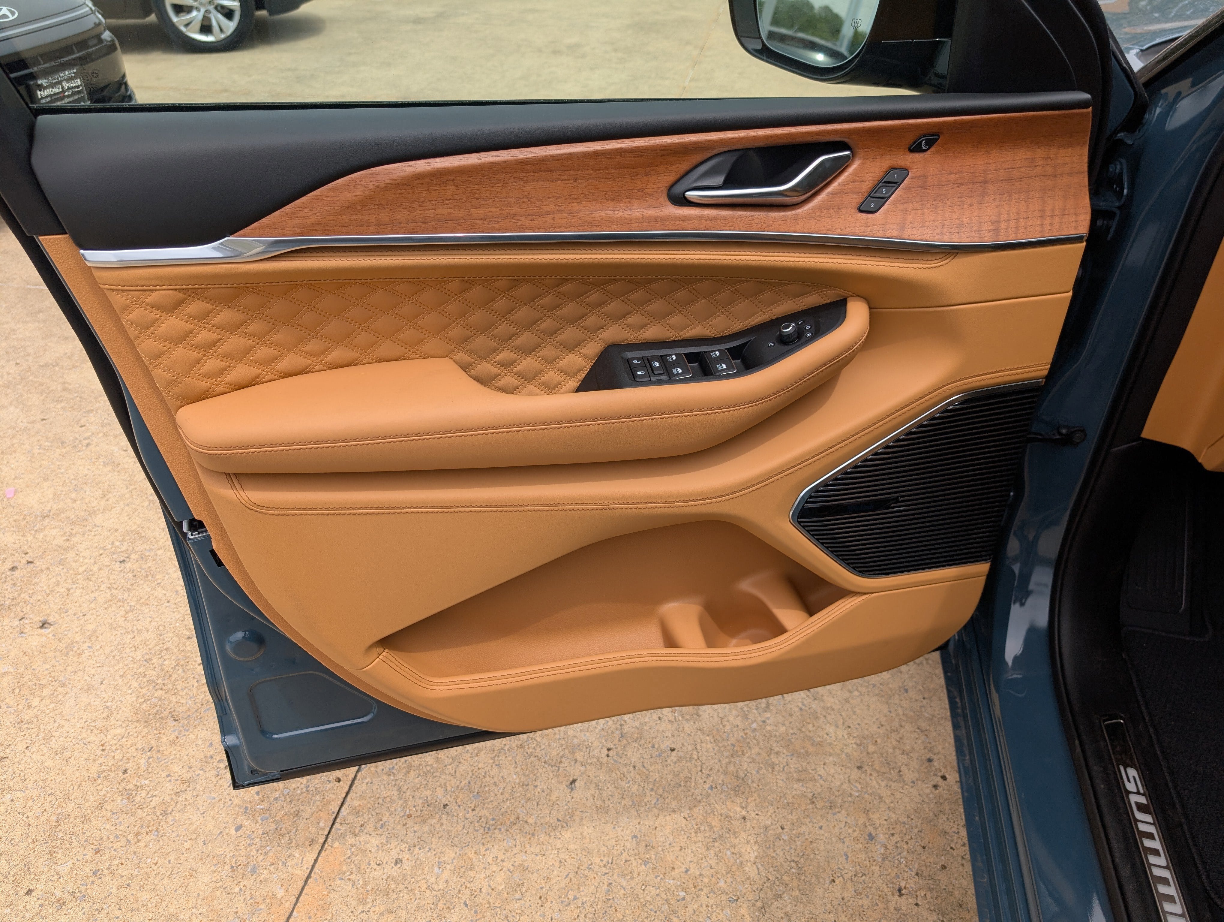 2026 Jeep Grand Cherokee GRAND CHEROKEE SUMMIT 4X4