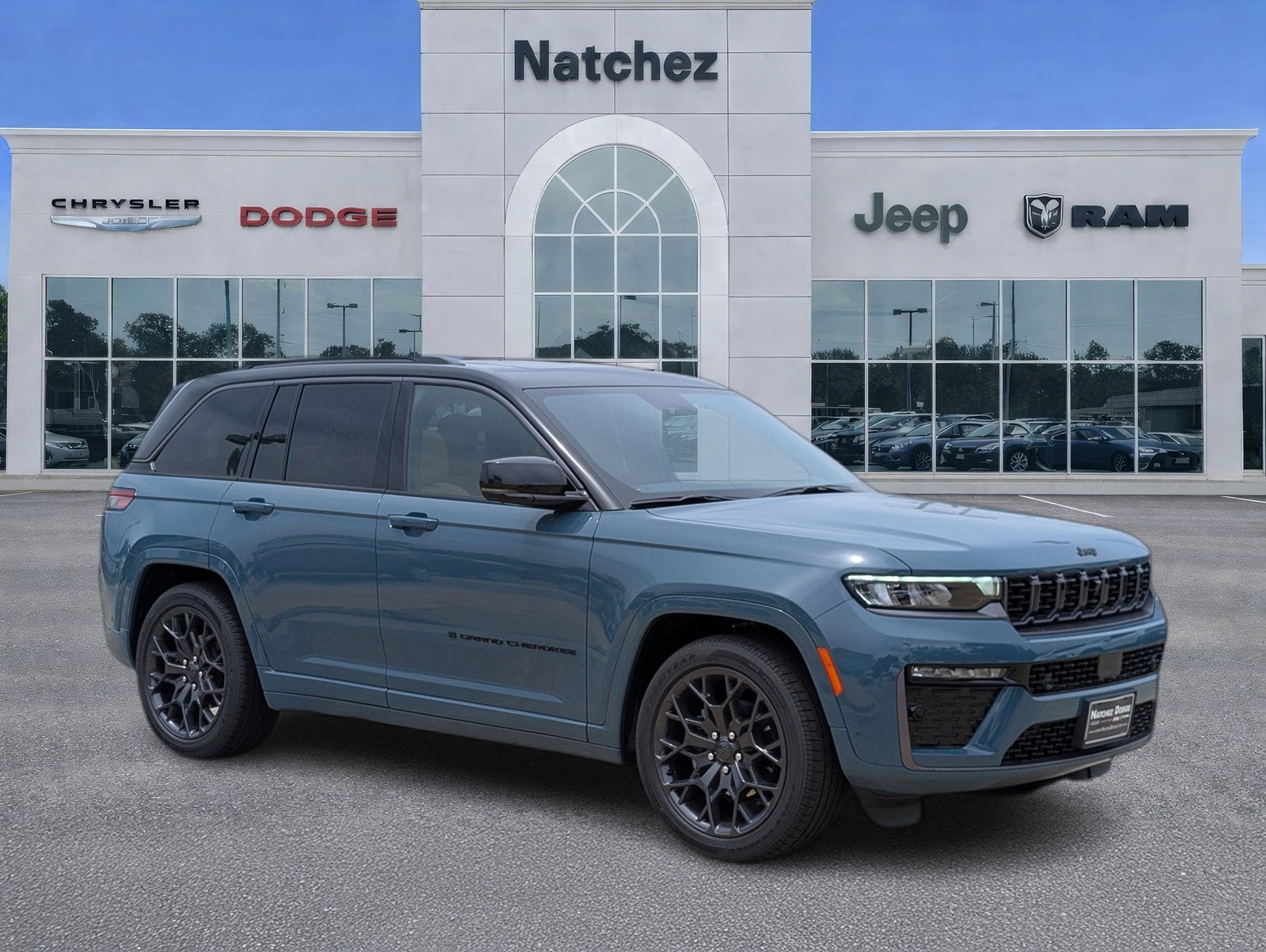 2026 Jeep Grand Cherokee GRAND CHEROKEE SUMMIT 4X4