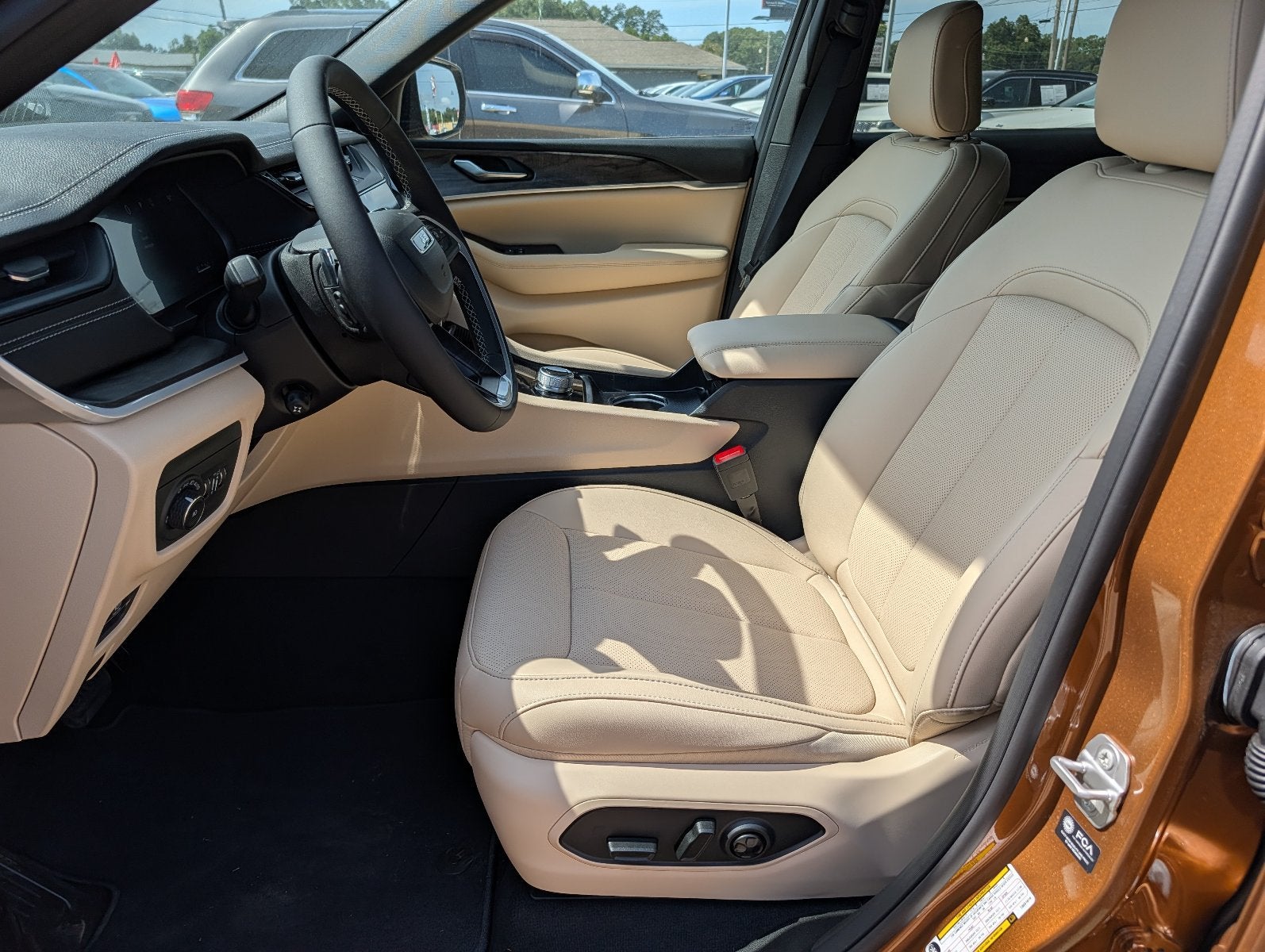 2026 Jeep Grand Cherokee GRAND CHEROKEE L LIMITED 4X2