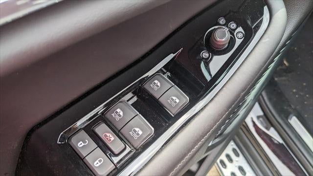 2023 Jeep Grand Cherokee GRAND CHEROKEE L OVERLAND 4X2