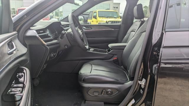 2023 Jeep Grand Cherokee GRAND CHEROKEE L OVERLAND 4X2