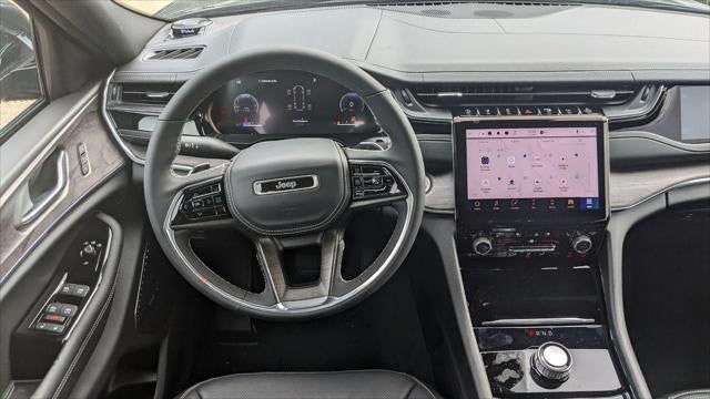 2023 Jeep Grand Cherokee GRAND CHEROKEE L OVERLAND 4X2