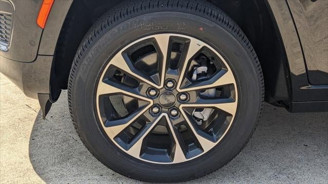 2023 Jeep Grand Cherokee GRAND CHEROKEE L OVERLAND 4X4