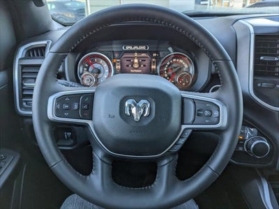 2022 RAM Ram 1500 RAM 1500 BIG HORN CREW CAB 4X4 5'7' BOX