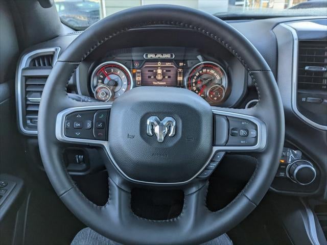 2022 RAM Ram 1500 RAM 1500 BIG HORN CREW CAB 4X4 5'7' BOX