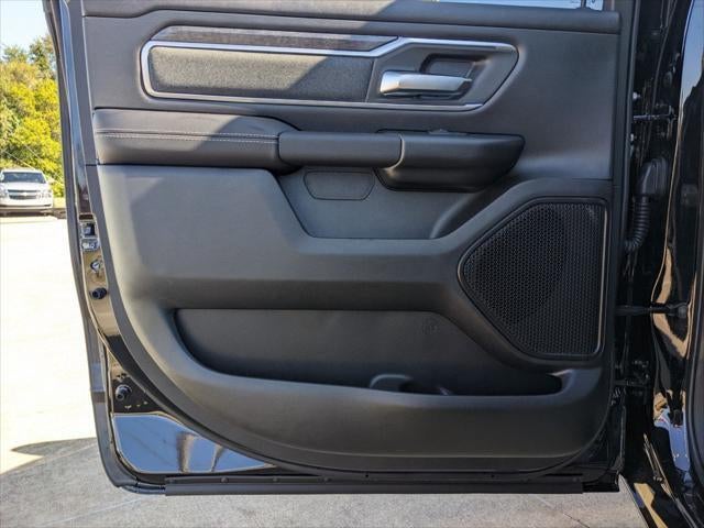 2022 RAM Ram 1500 RAM 1500 BIG HORN CREW CAB 4X4 5'7' BOX