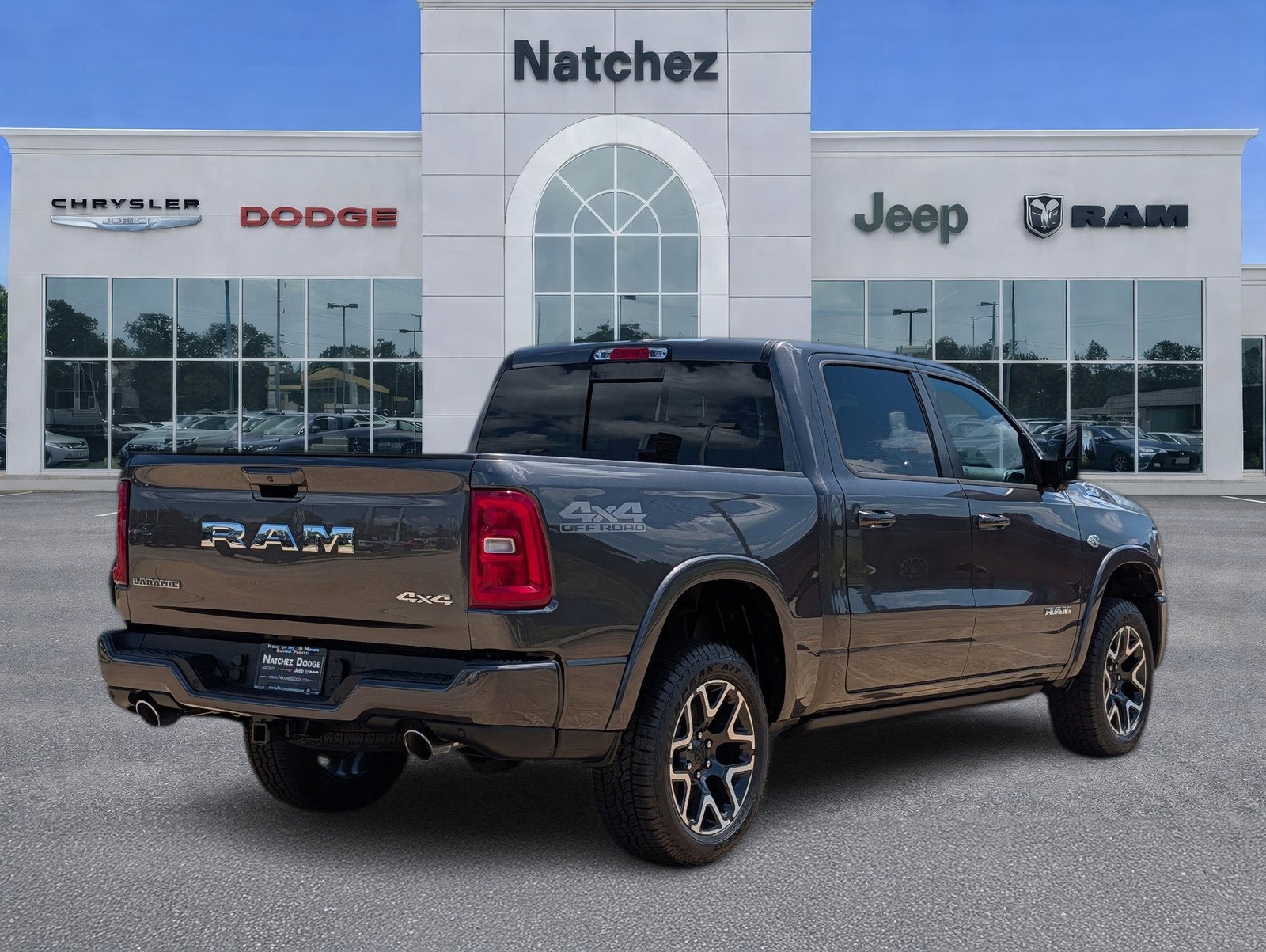 2026 RAM Ram 1500 RAM 1500 LARAMIE CREW CAB 4X4 5'7' BOX