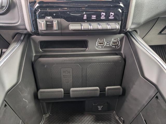 2022 RAM Ram 1500 RAM 1500 LARAMIE CREW CAB 4X4 5'7' BOX