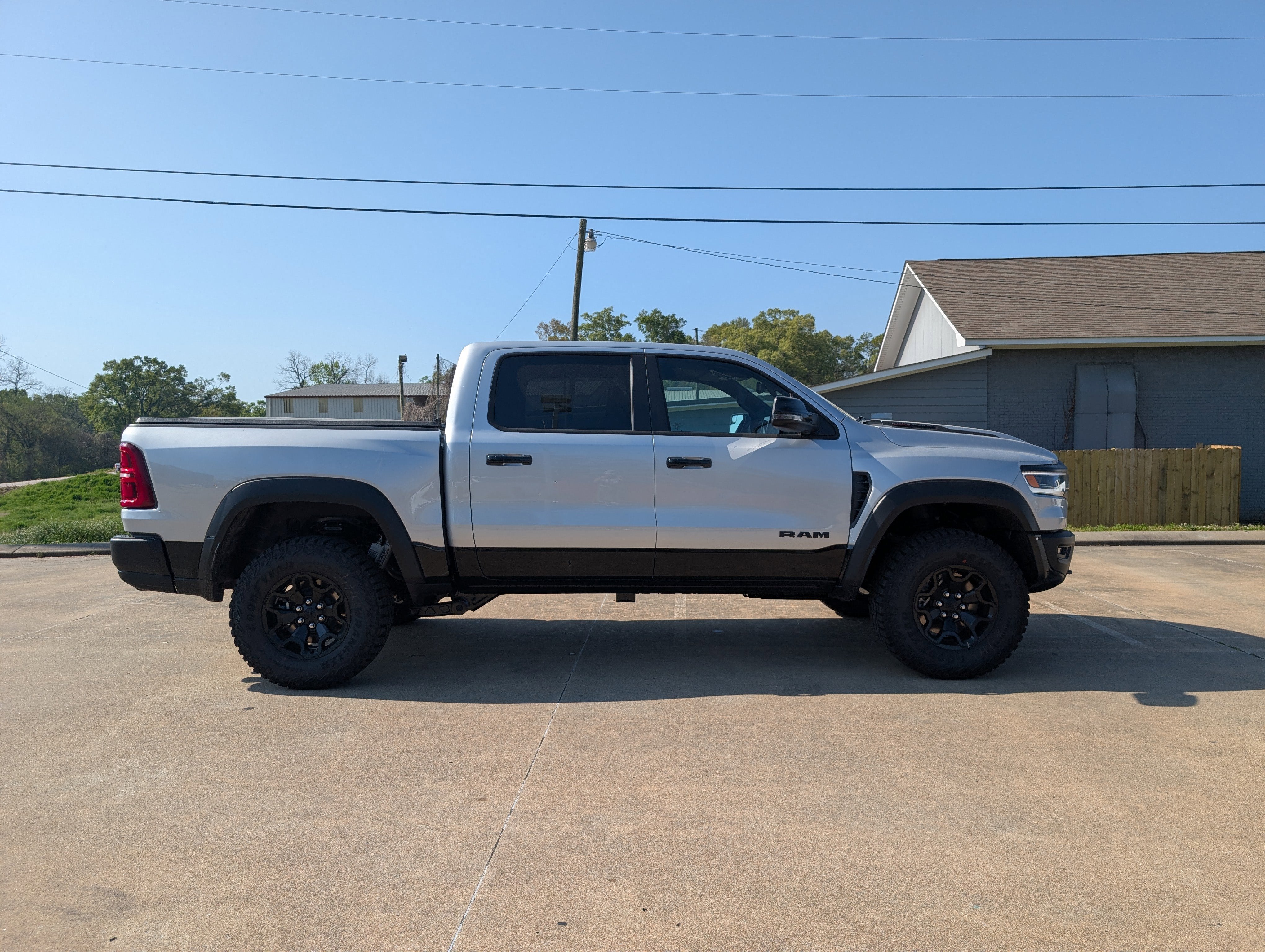 2026 RAM Ram 1500 RAM 1500 RHO CREW CAB 4X4 5'7' BOX