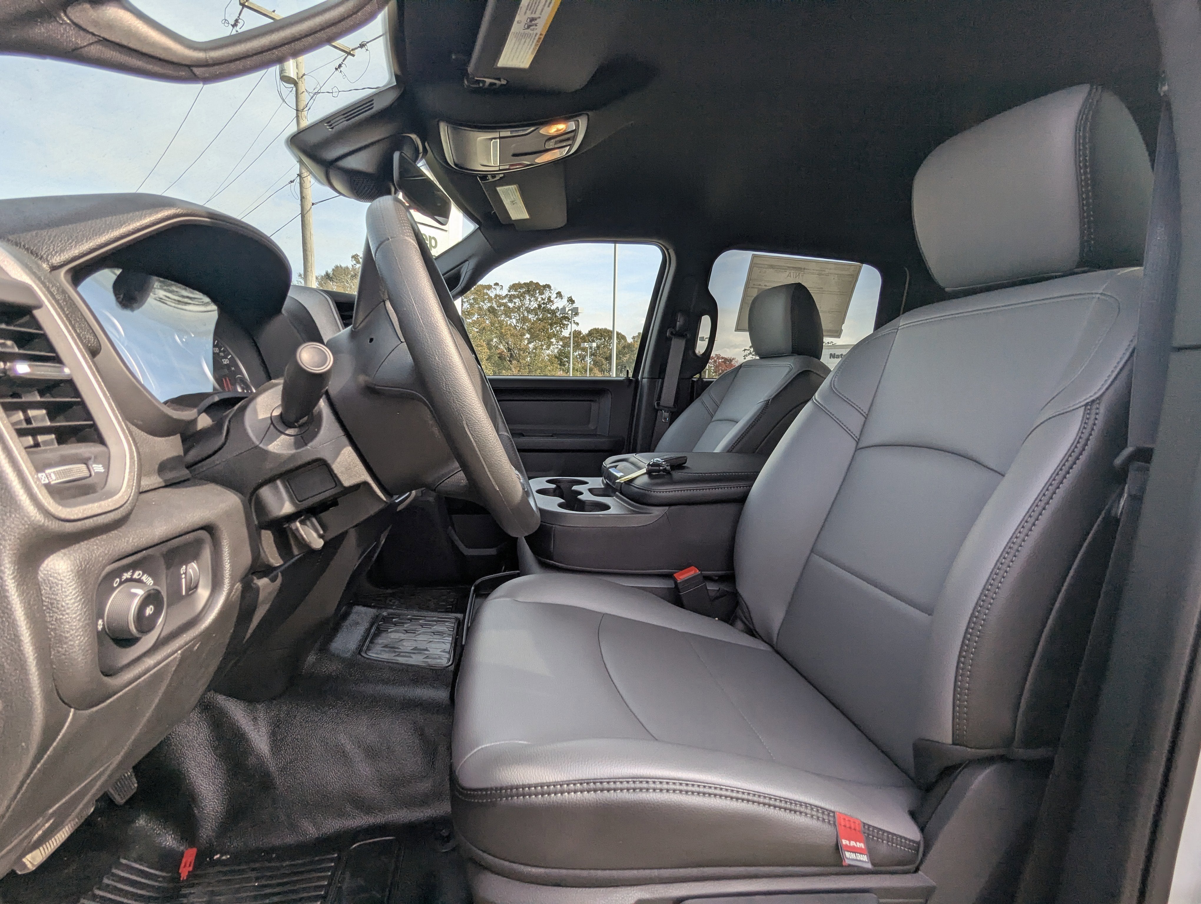 2026 RAM Ram 3500 Chassis Cab RAM 3500 TRADESMAN CREW CAB CHASSIS 4X2 60' CA