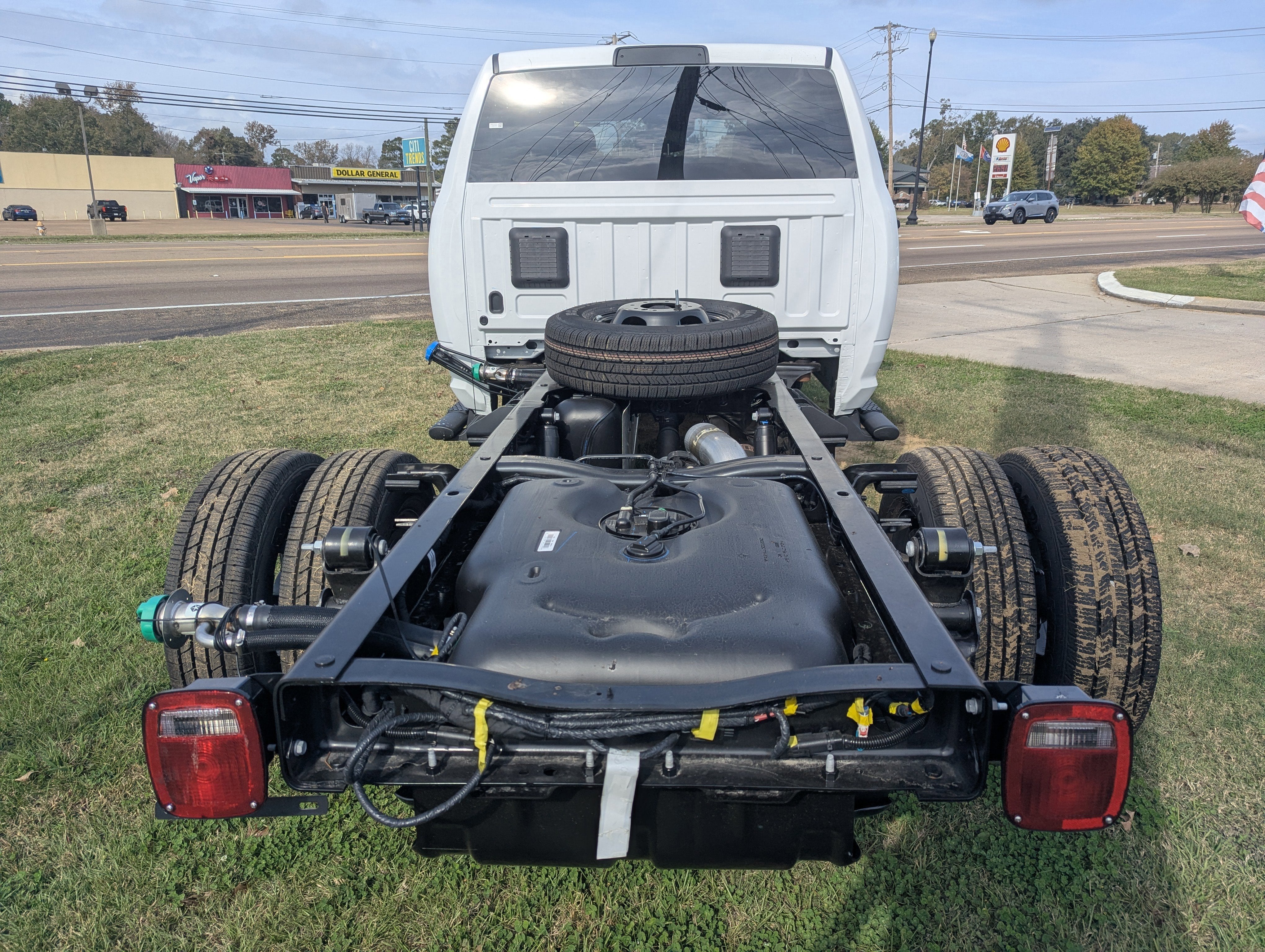 2026 RAM Ram 3500 Chassis Cab RAM 3500 TRADESMAN CREW CAB CHASSIS 4X2 60' CA