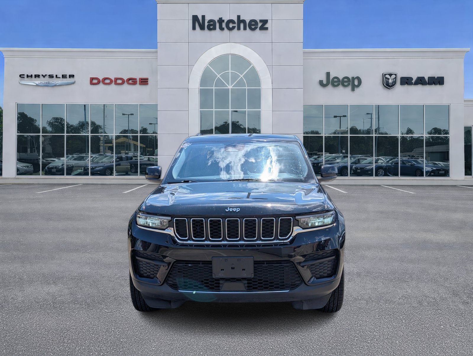 2024 Jeep Grand Cherokee Laredo