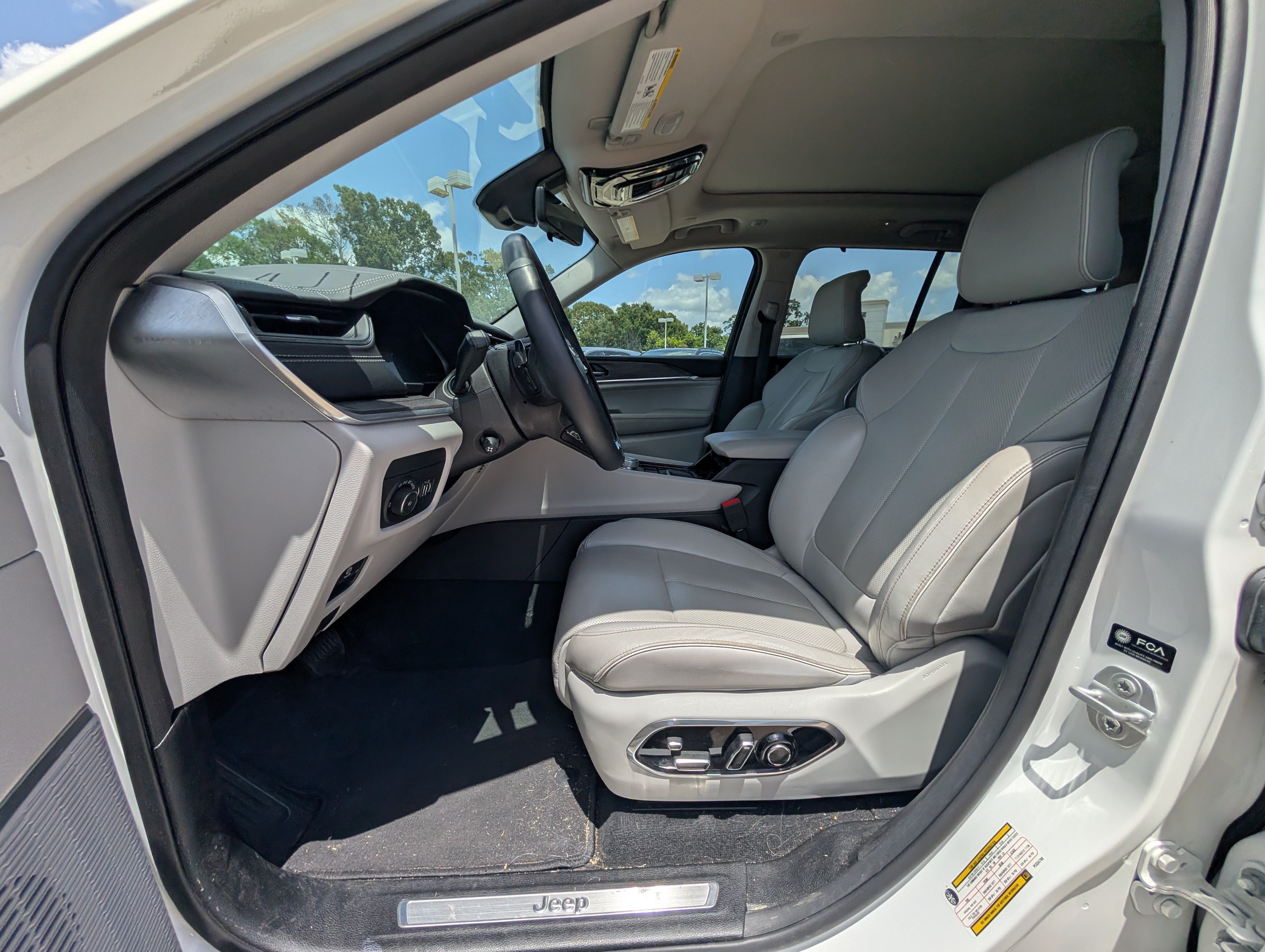 2023 Jeep Grand Cherokee Overland