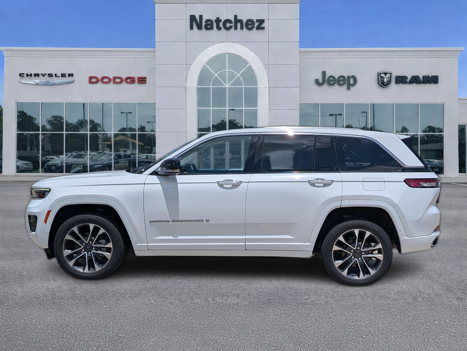2023 Jeep Grand Cherokee Overland