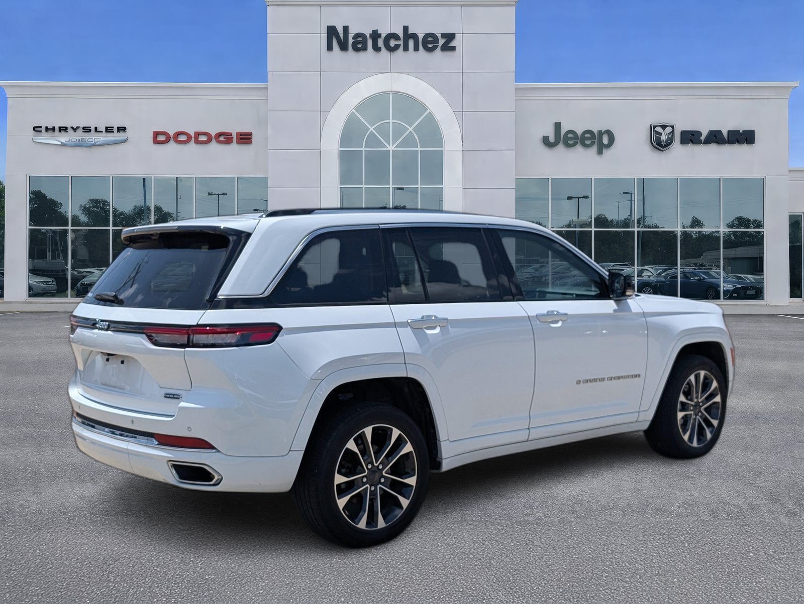 2023 Jeep Grand Cherokee Overland