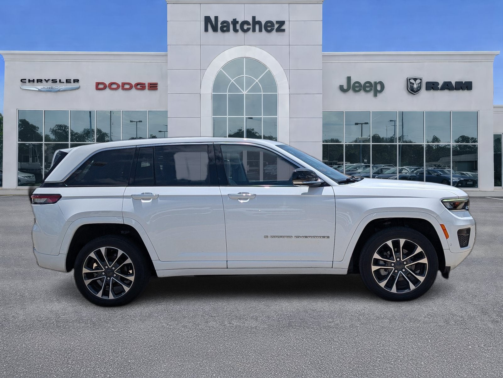 2023 Jeep Grand Cherokee Overland