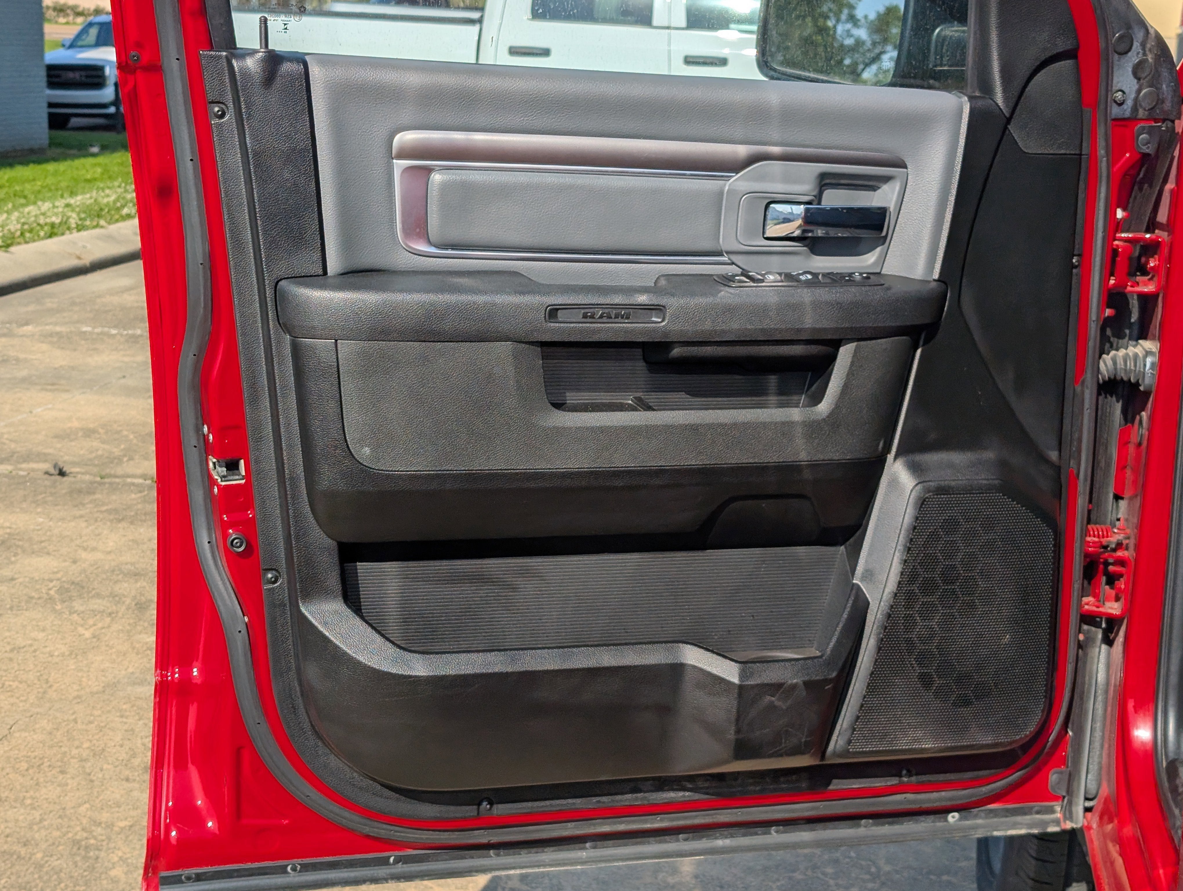 2024 RAM 1500 Classic SLT