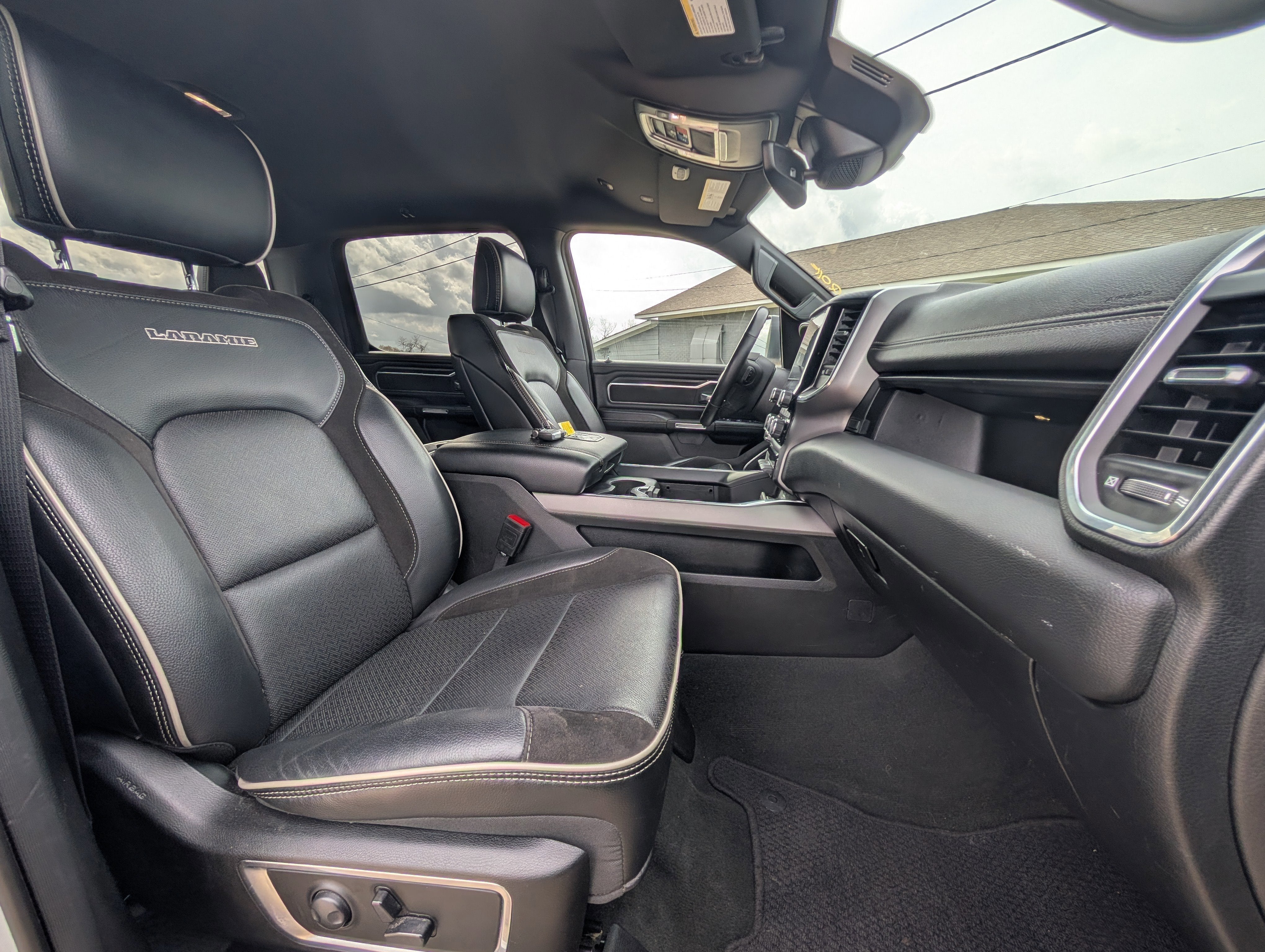 2024 RAM 1500 Laramie