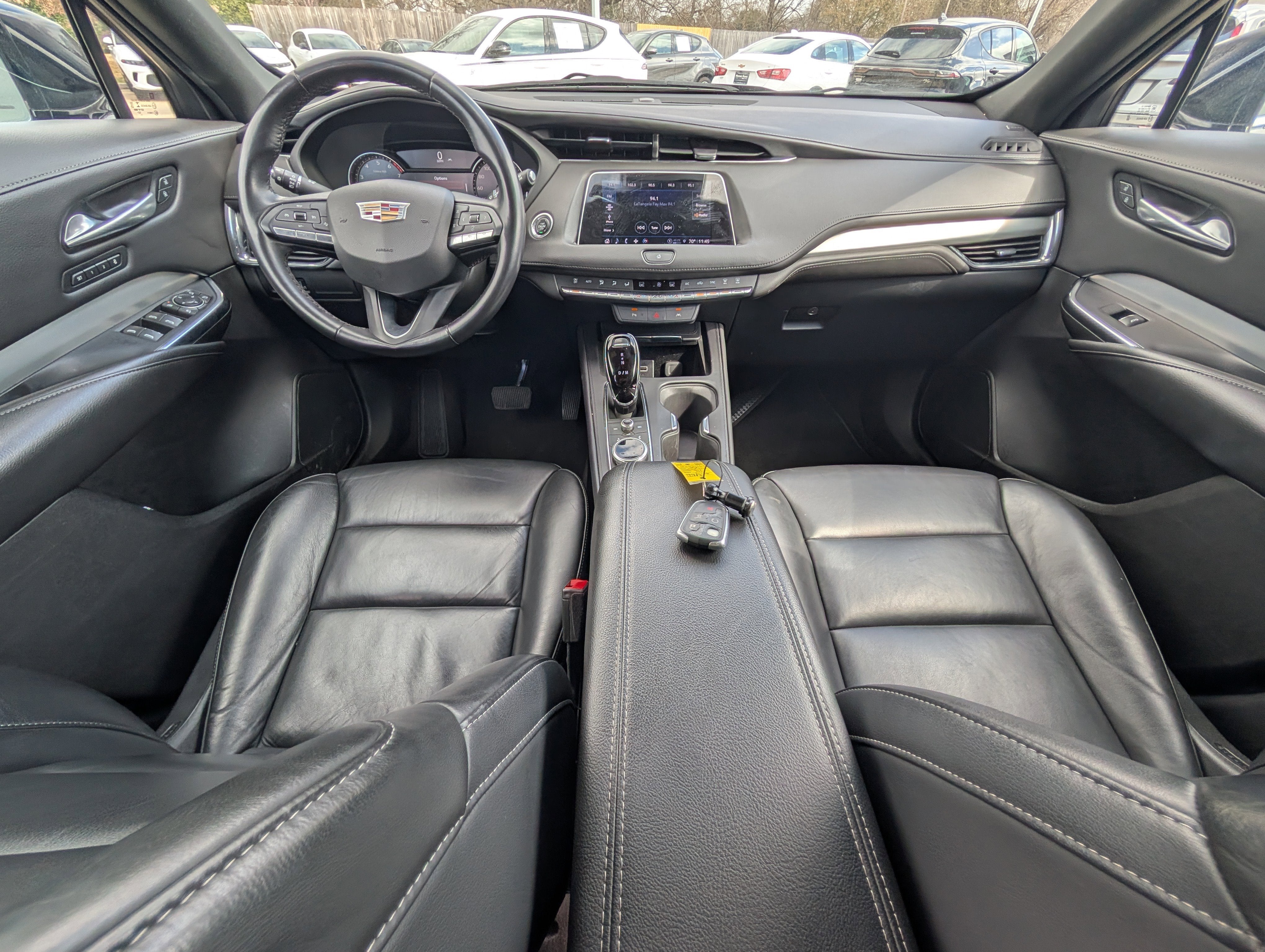 2023 Cadillac XT4 Premium Luxury