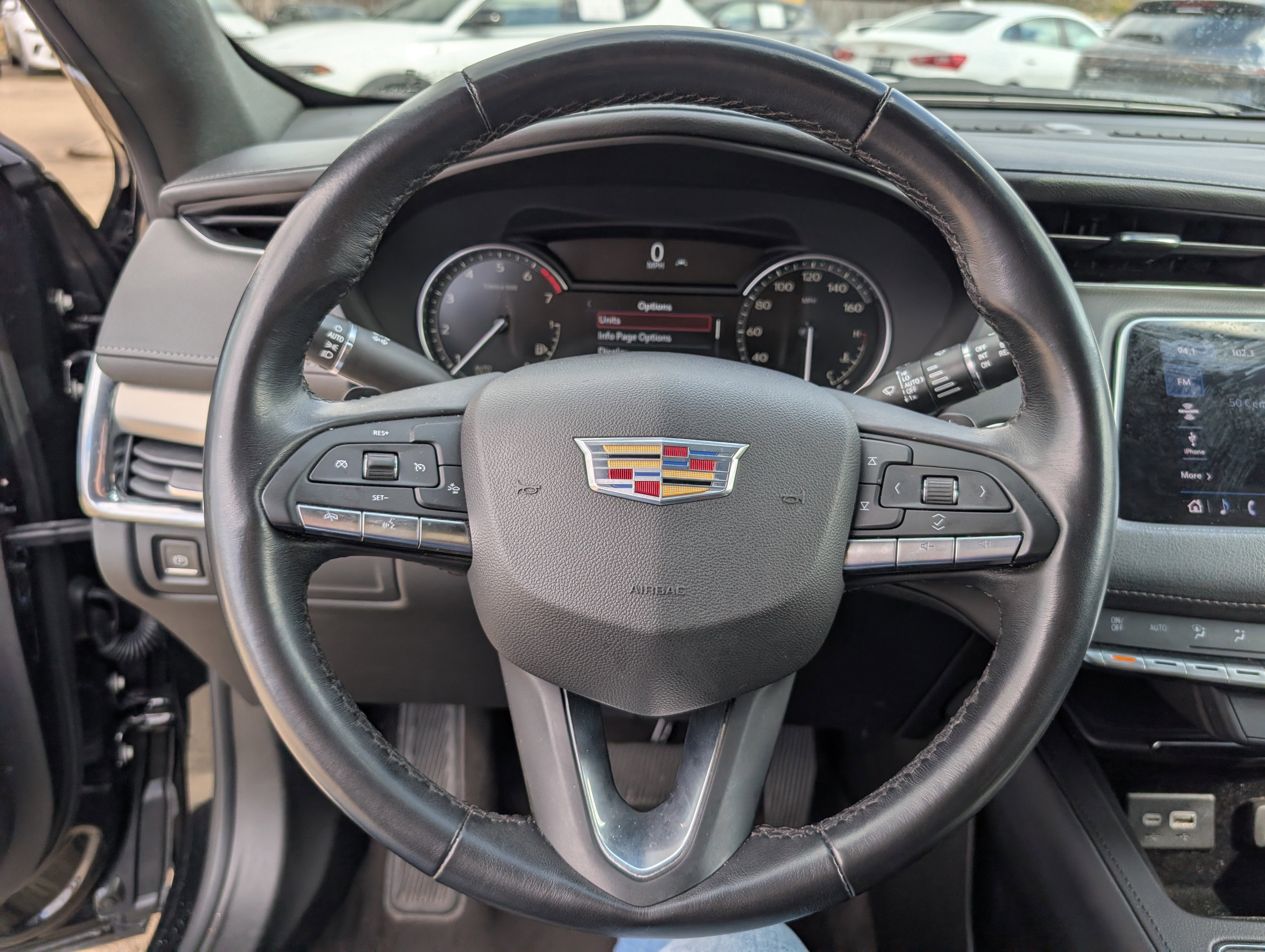 2023 Cadillac XT4 Premium Luxury