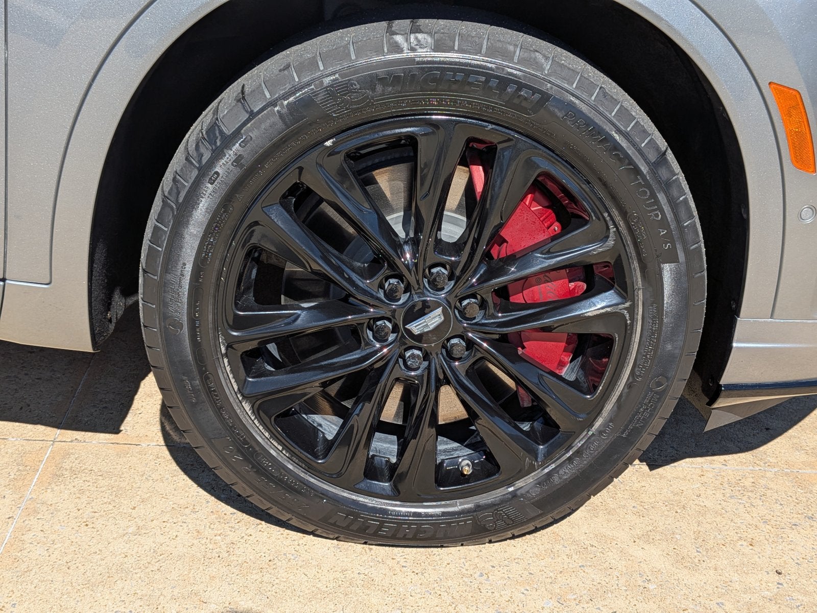 2024 Cadillac XT6 Sport