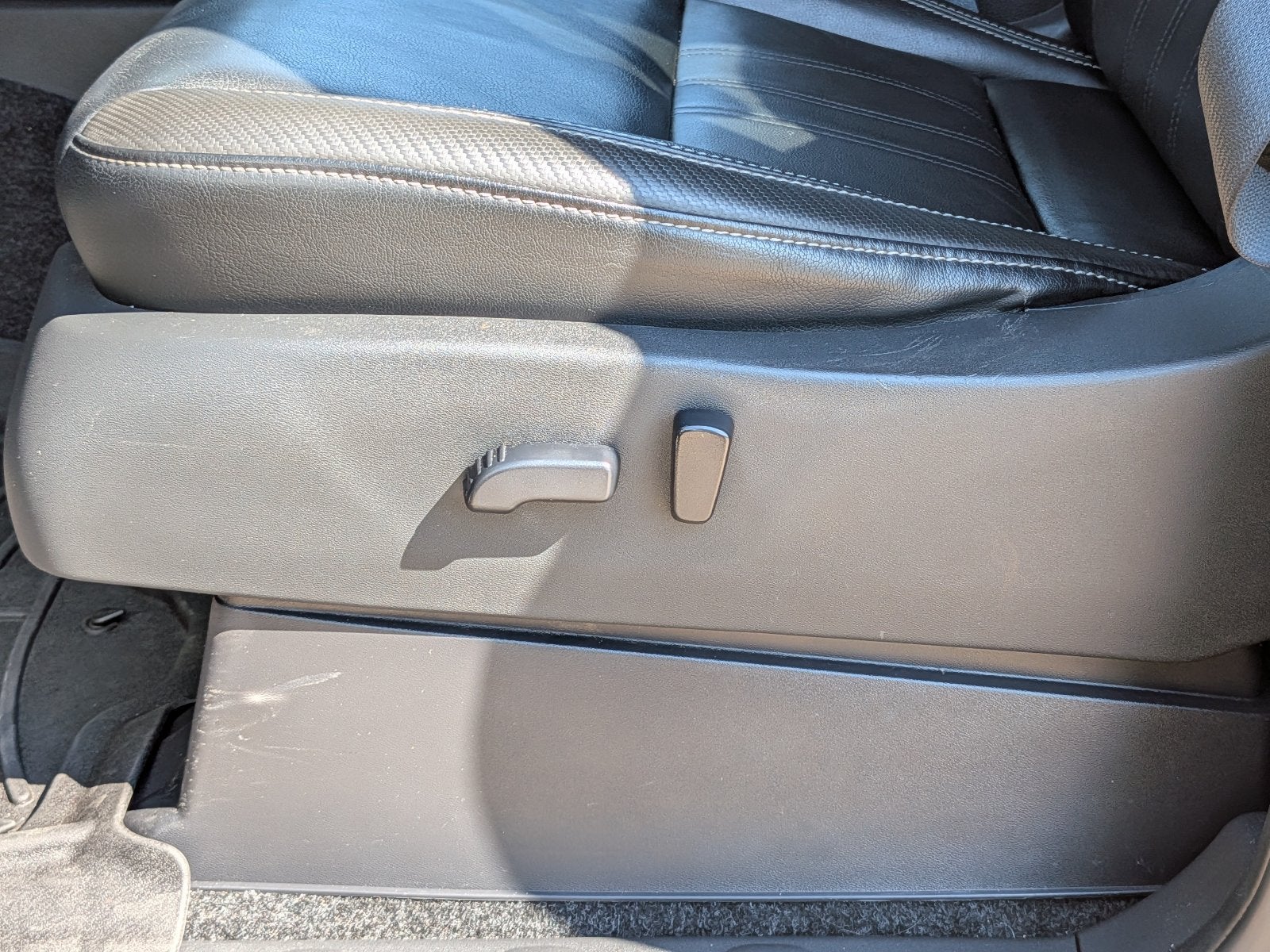 2024 Nissan Frontier SL