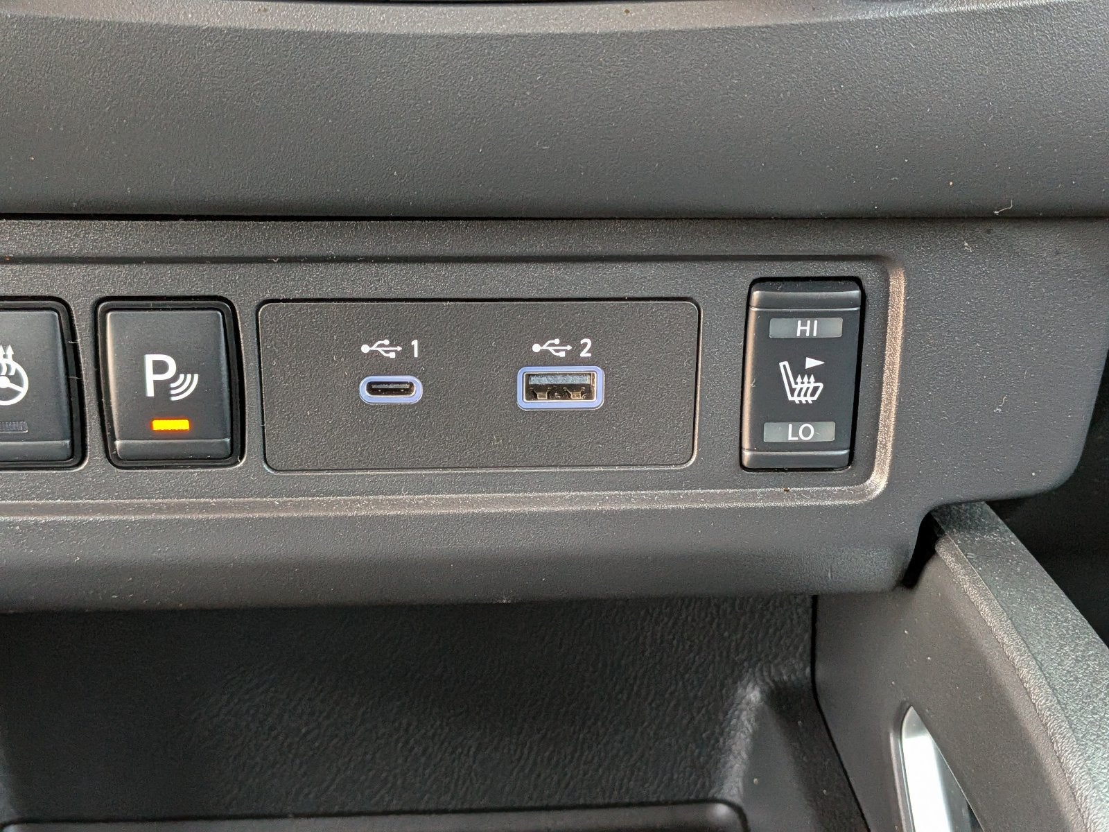 2024 Nissan Frontier SL