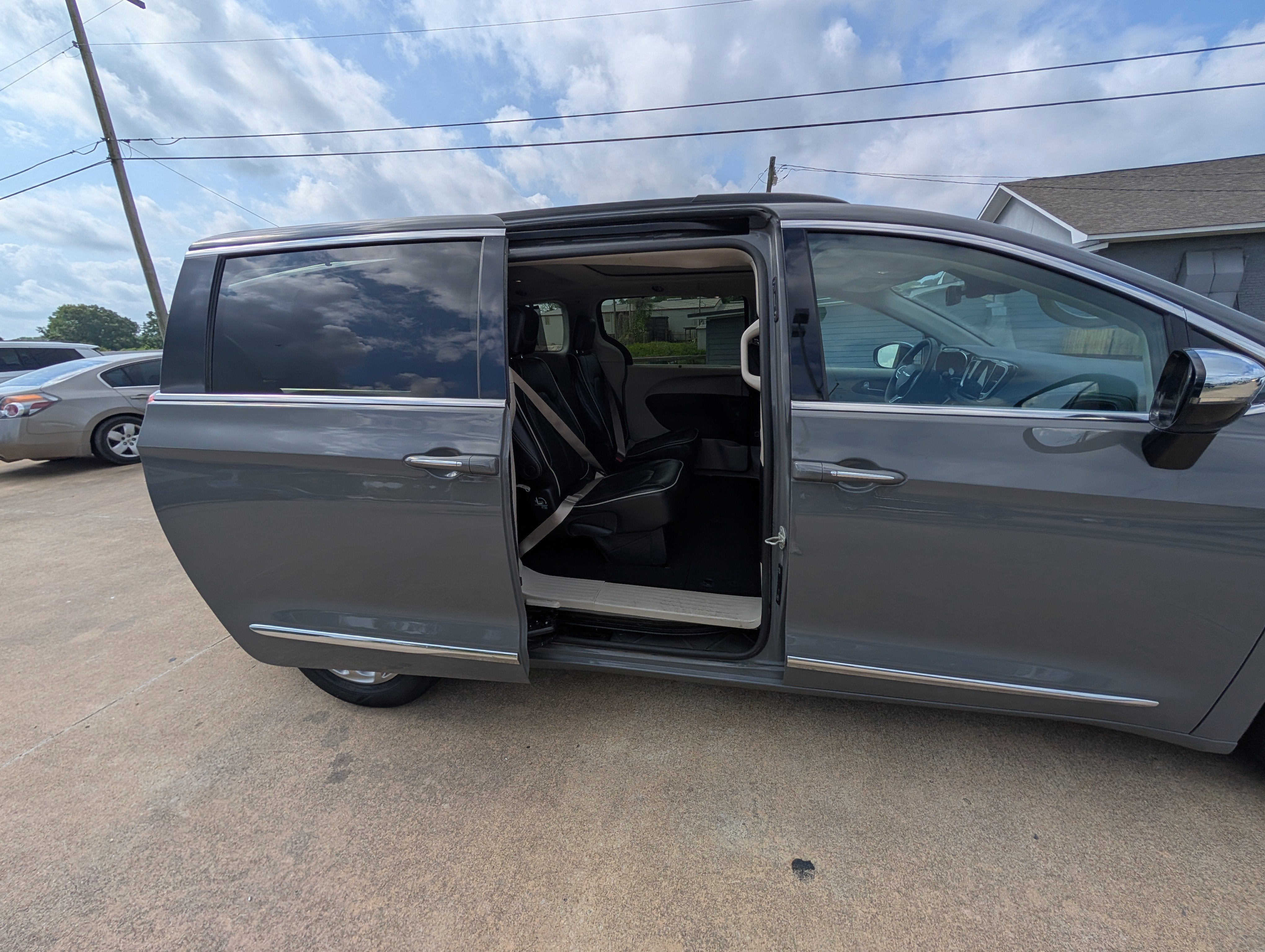 2023 Chrysler Pacifica Limited