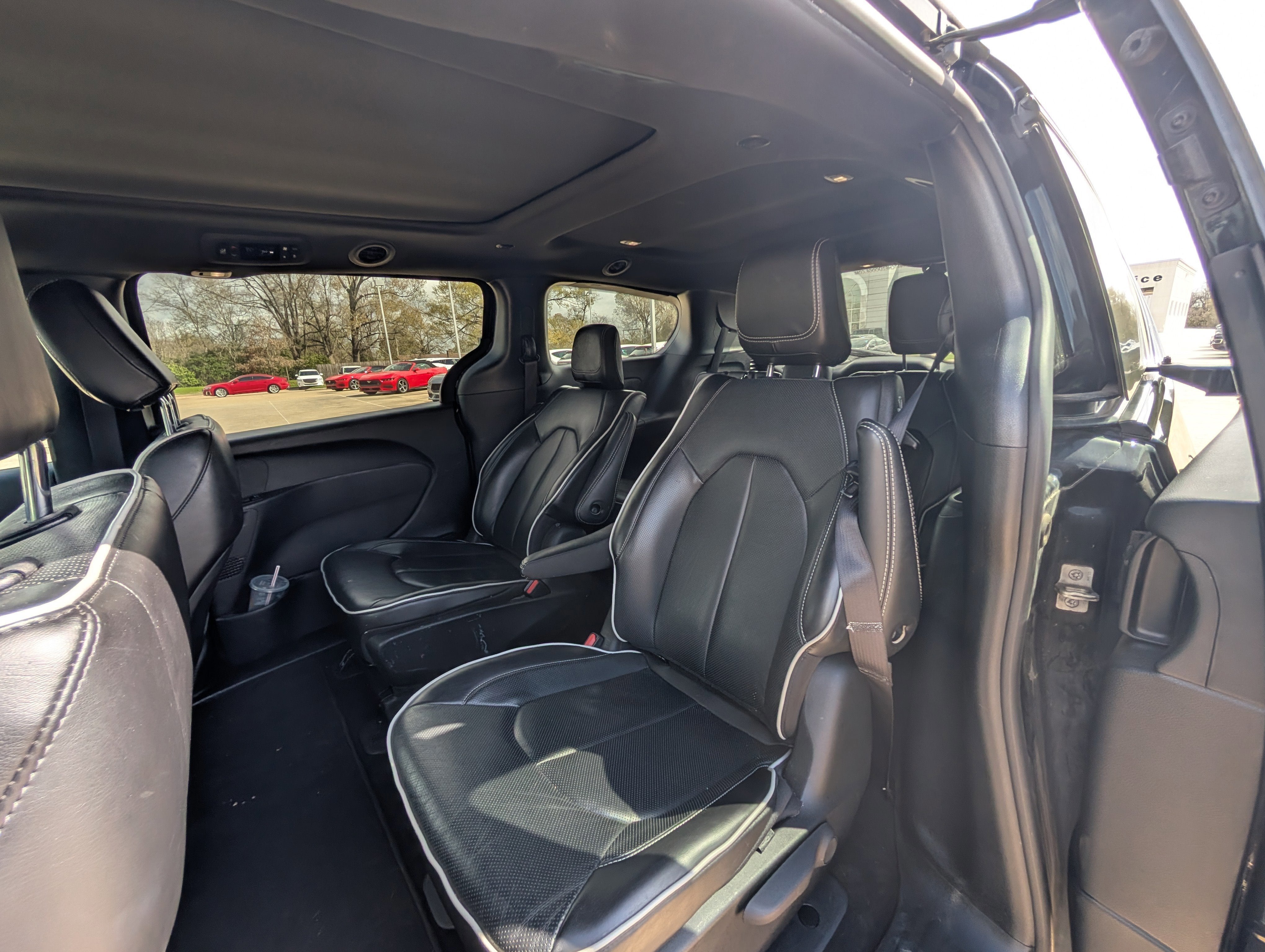 2024 Chrysler Pacifica Hybrid Select