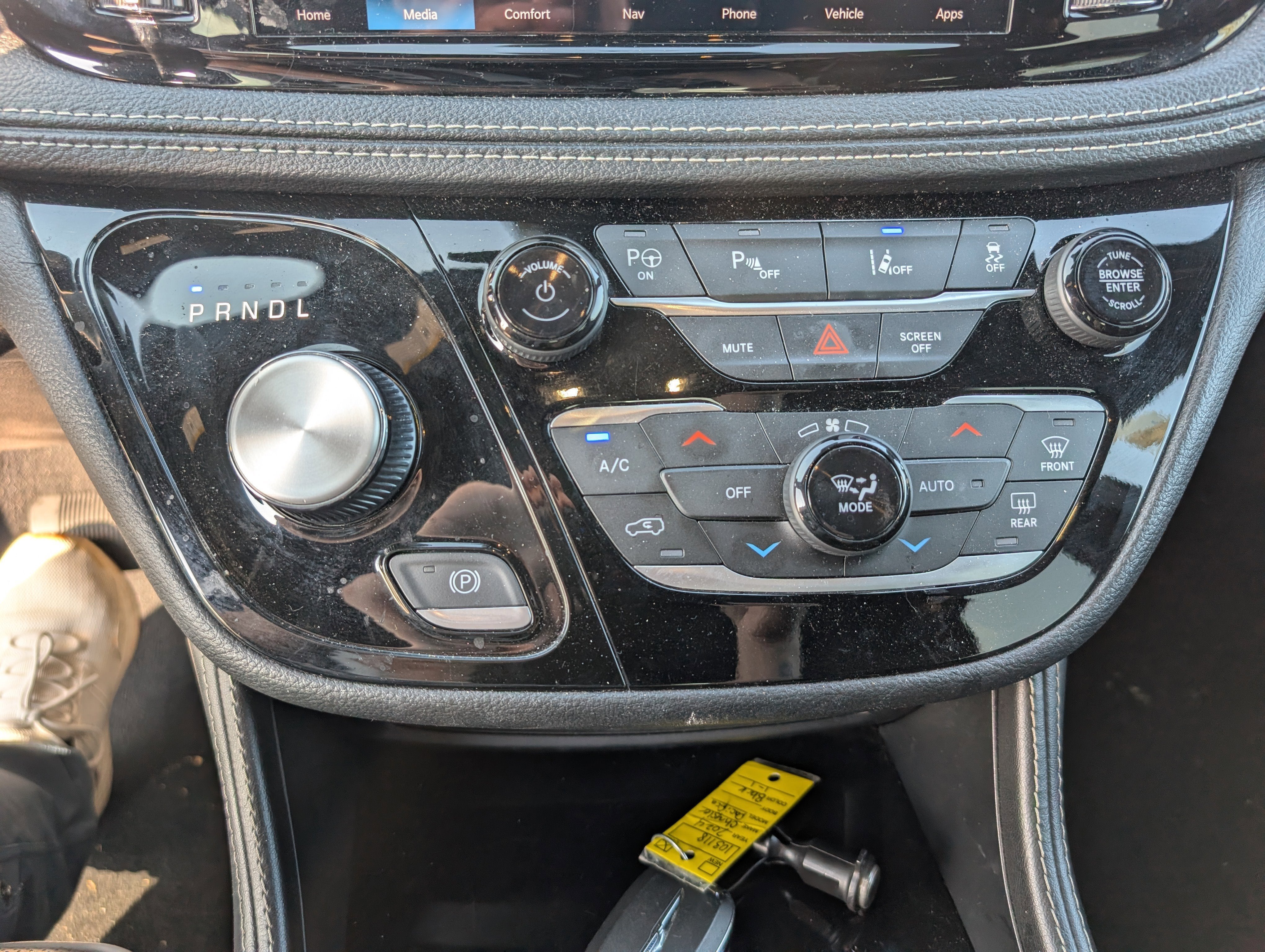 2024 Chrysler Pacifica Hybrid Select