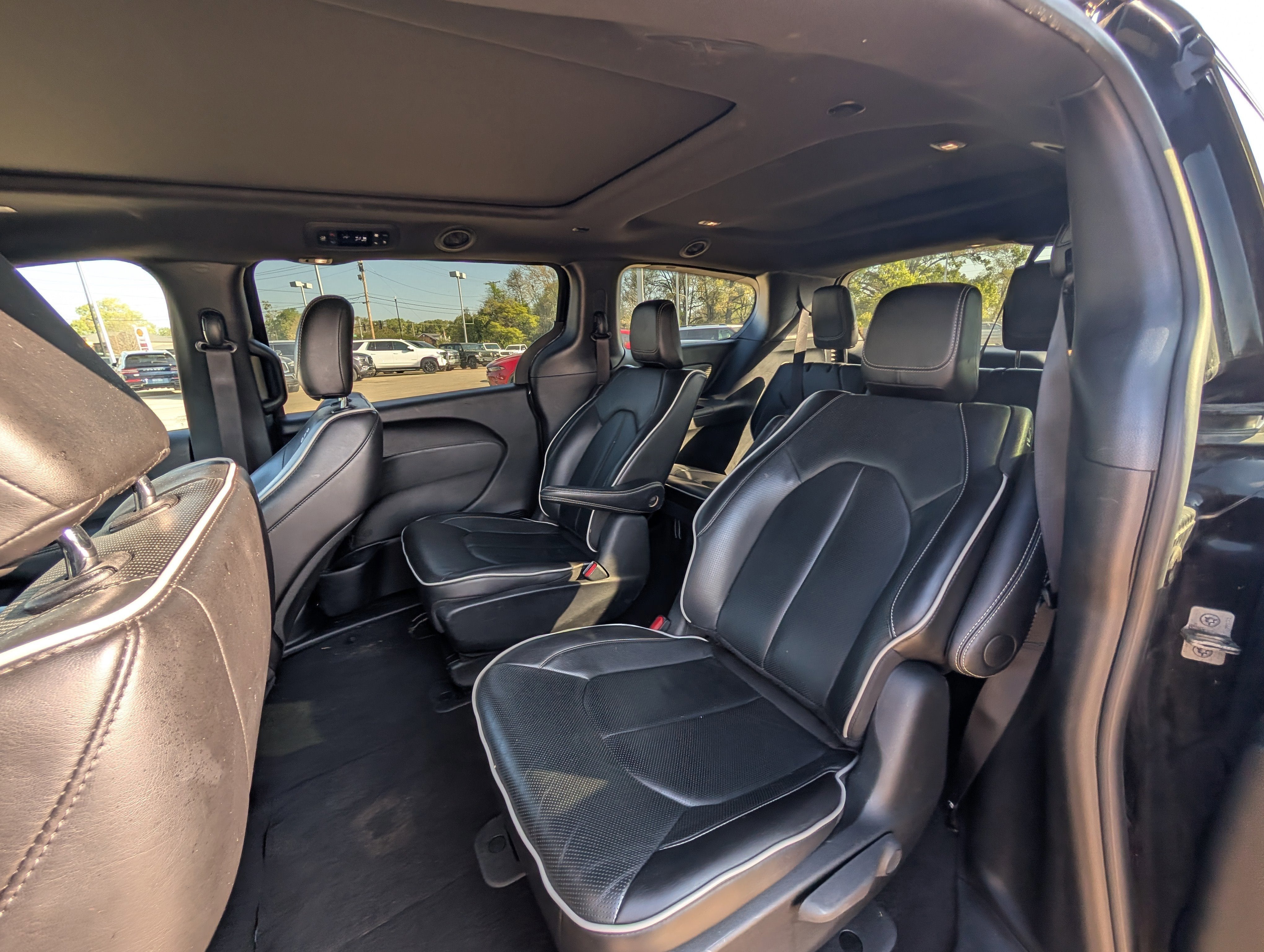 2024 Chrysler Pacifica Hybrid Select