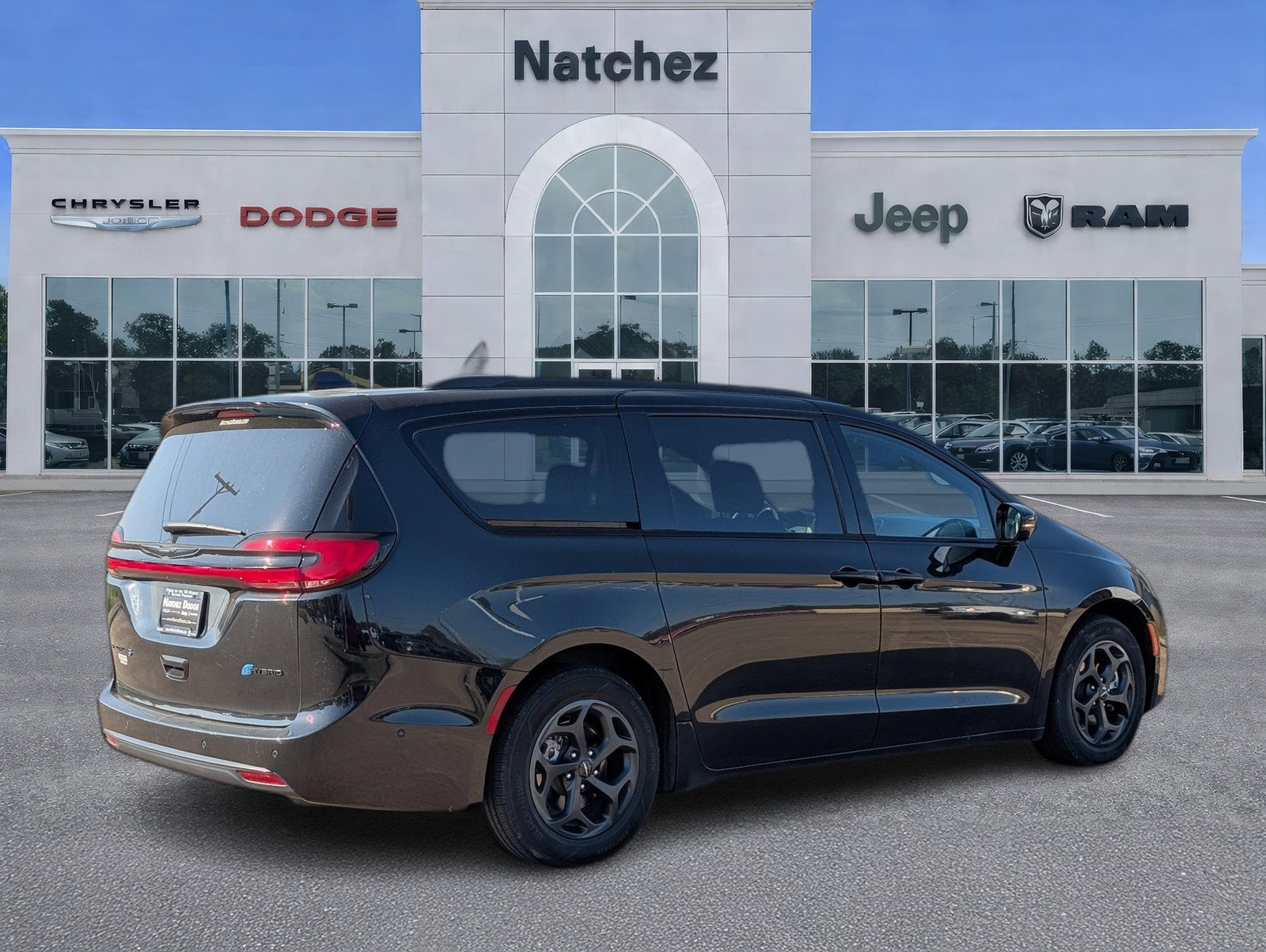2024 Chrysler Pacifica Hybrid Select