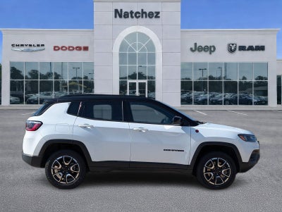 2025 Jeep Compass Trailhawk