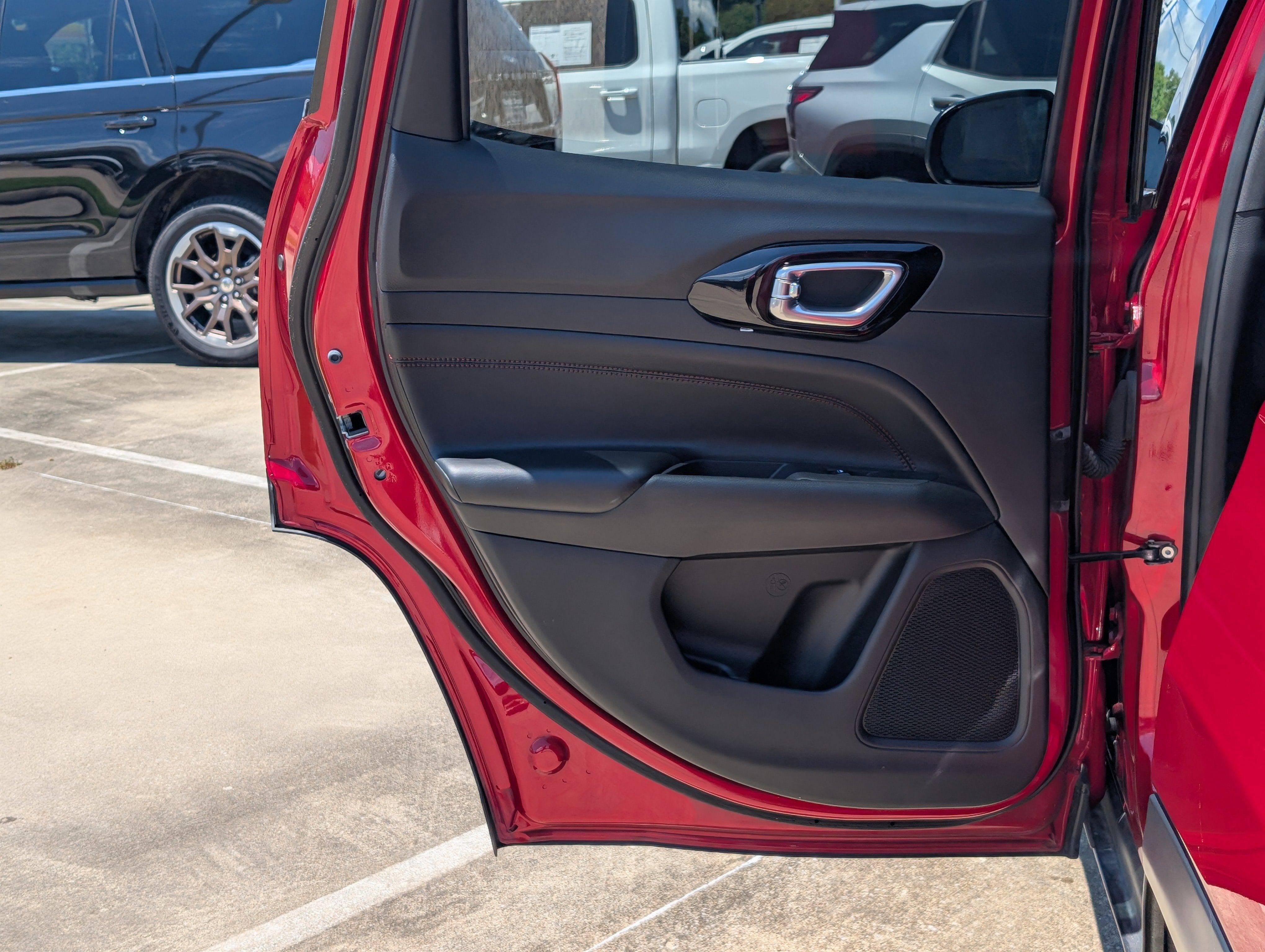 2025 Jeep Compass Trailhawk - Photo 24