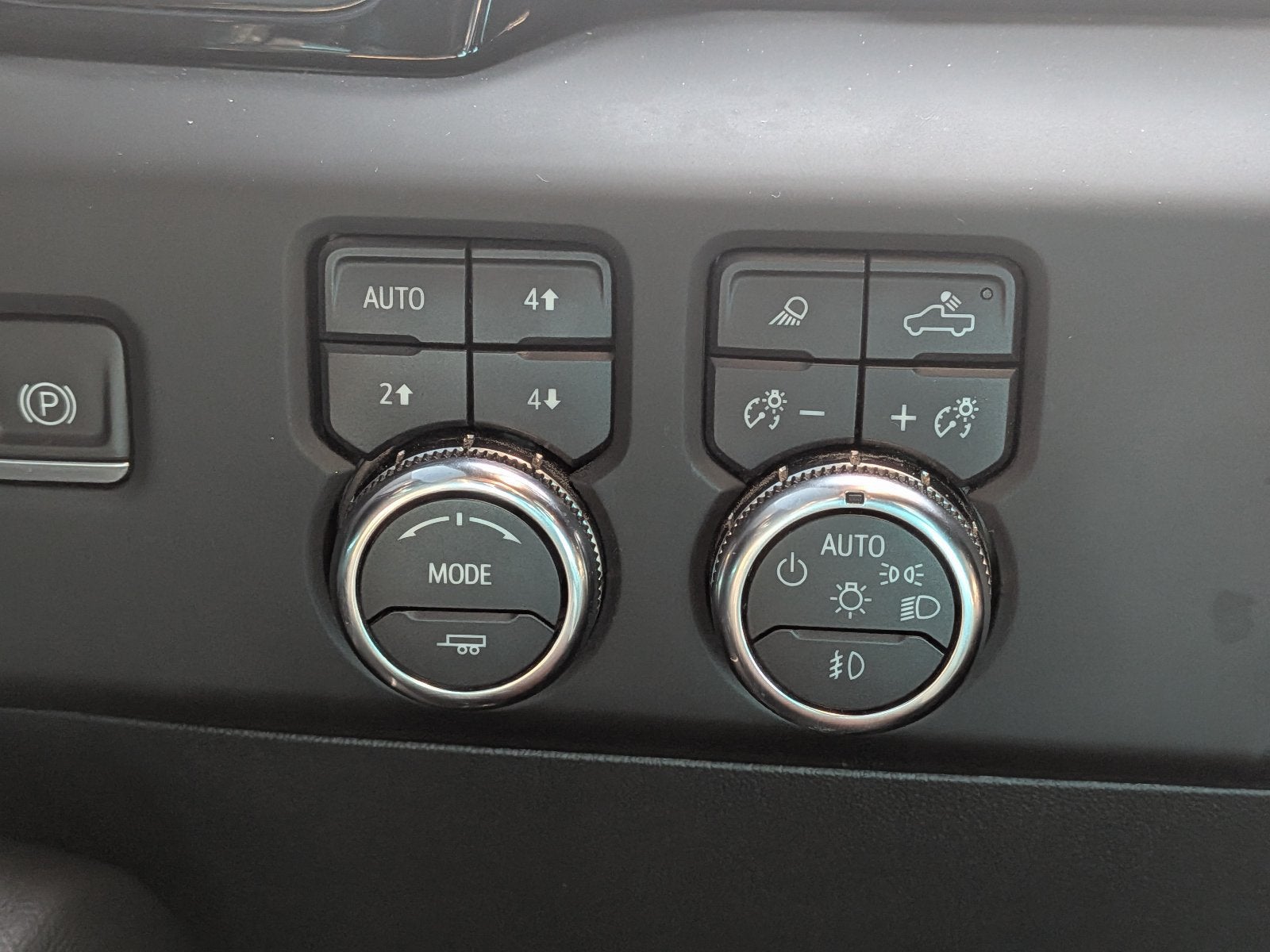 2023 GMC Sierra 1500 AT4X - Photo 28