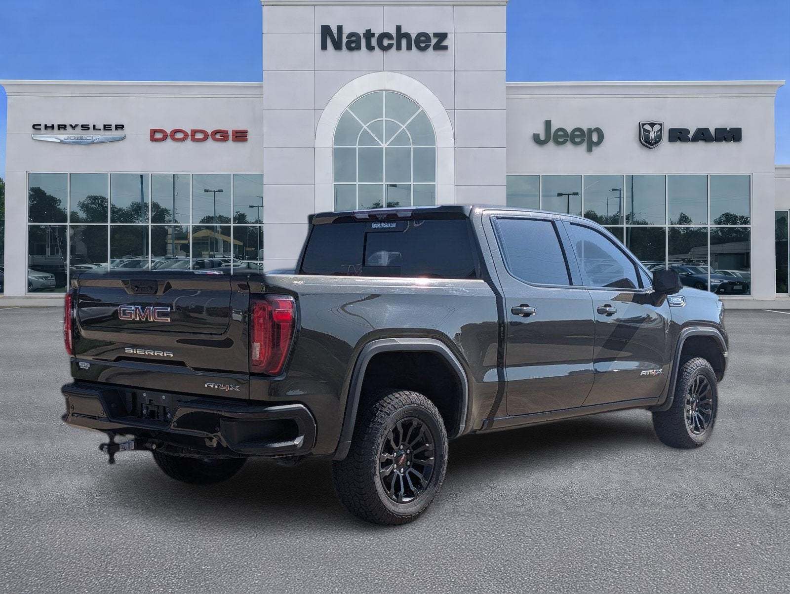 2023 GMC Sierra 1500 AT4X - Photo 6