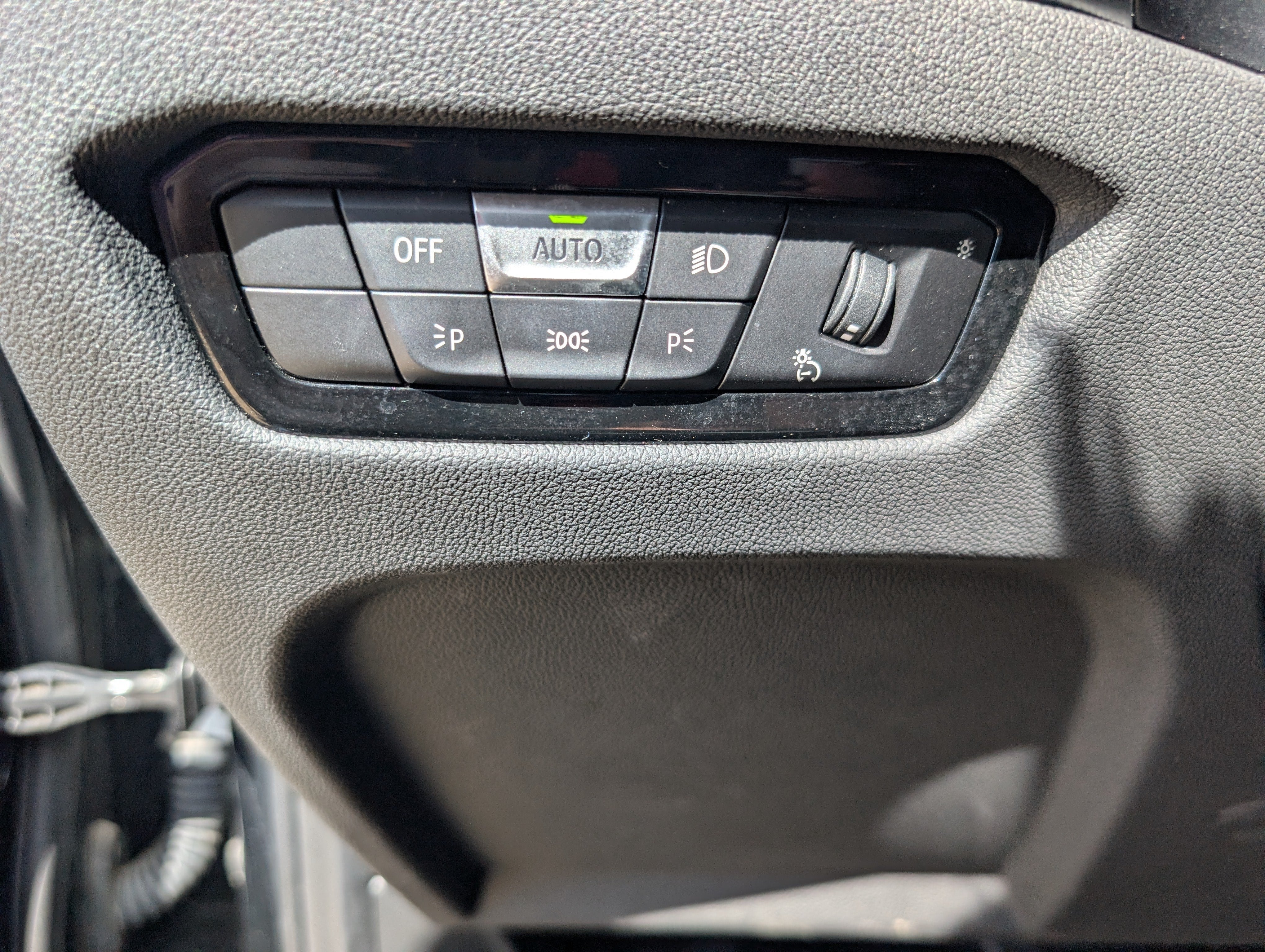 2024 BMW 3 Series 330e iPerformance