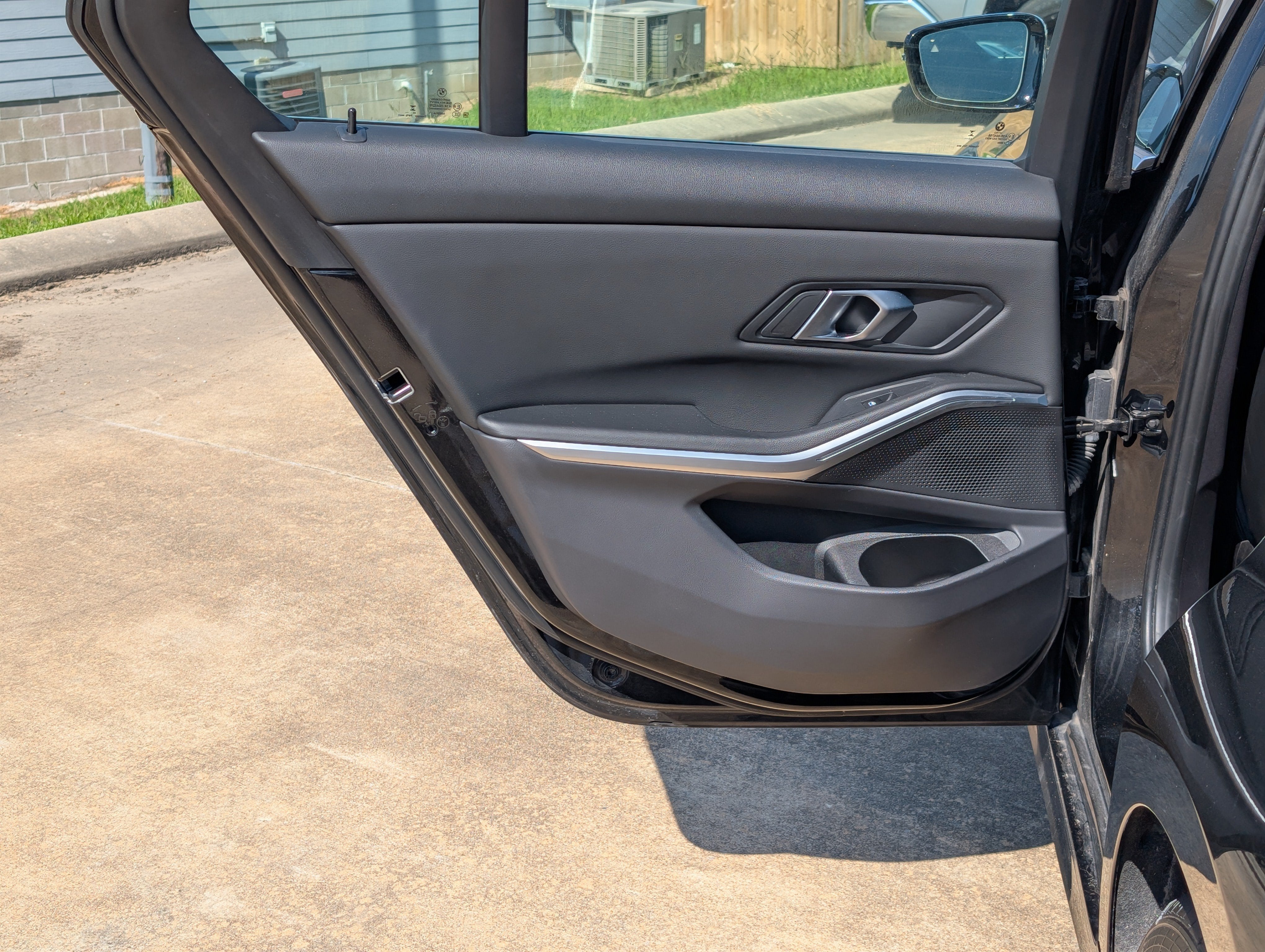 2024 BMW 3 Series 330e iPerformance