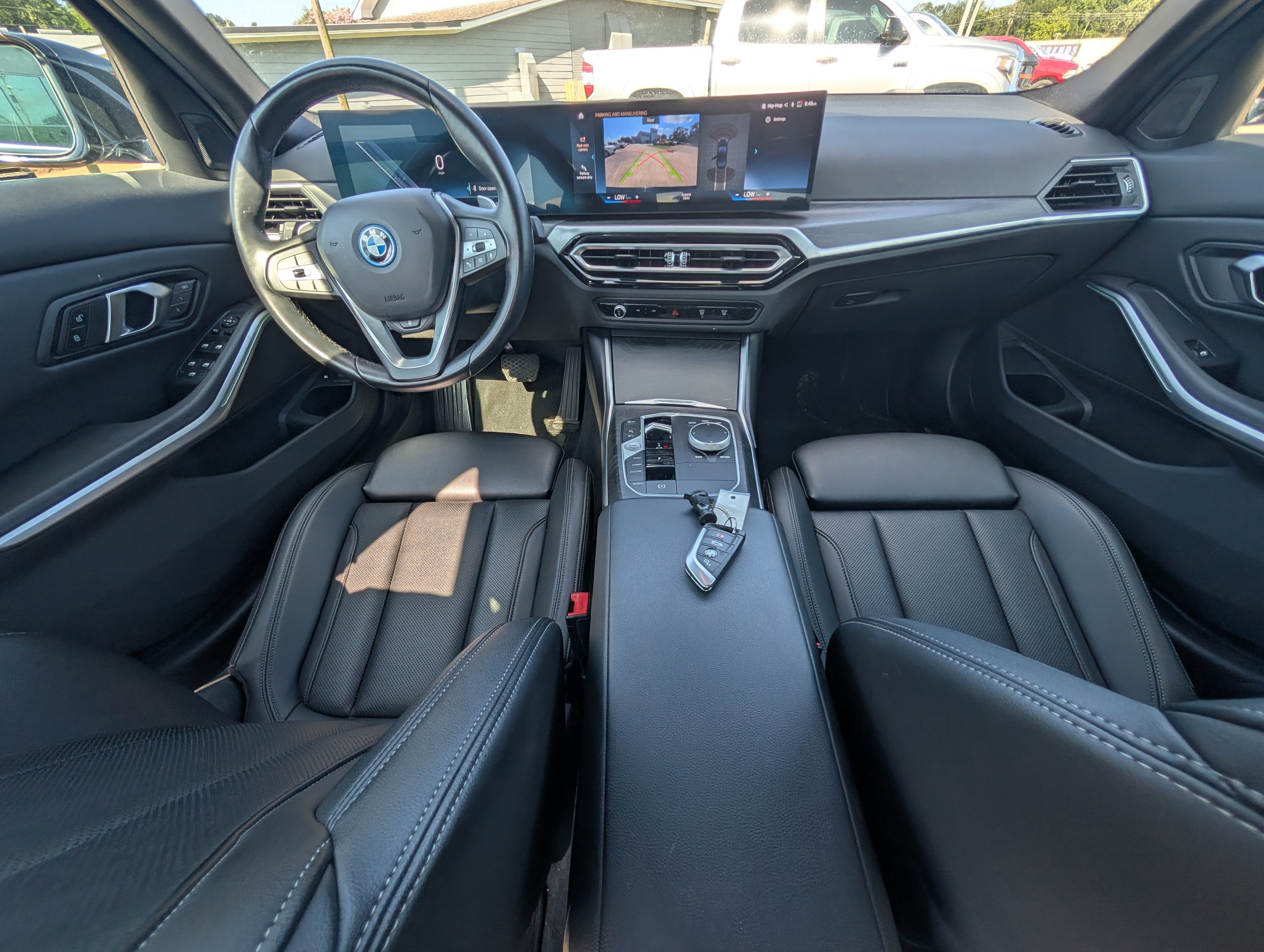 2024 BMW 3 Series 330e iPerformance