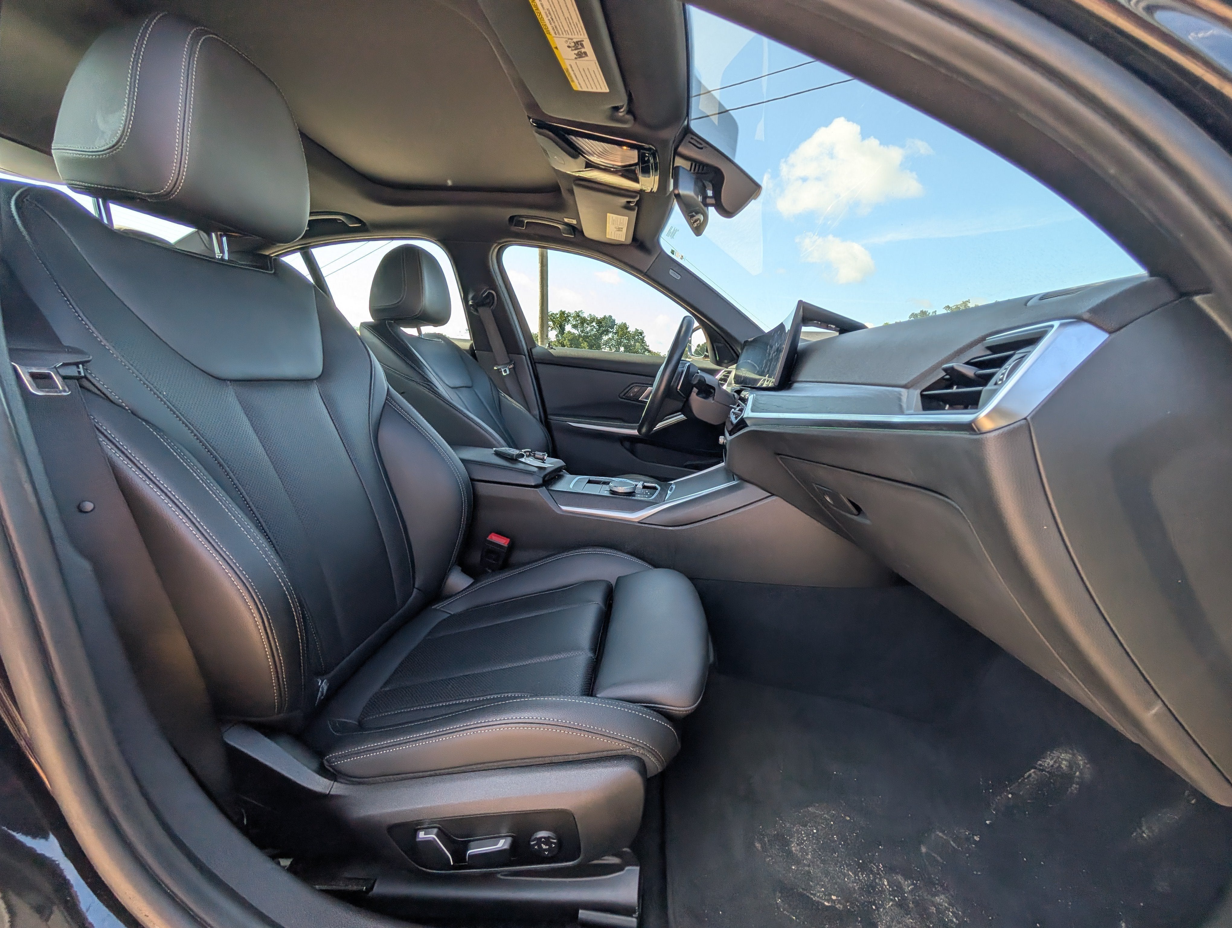 2024 BMW 3 Series 330e iPerformance