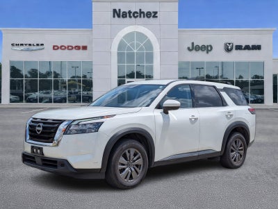 2024 Nissan Pathfinder SV